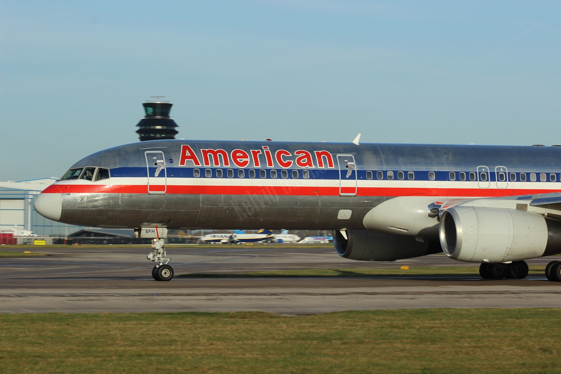American Airlines 757 N198AA