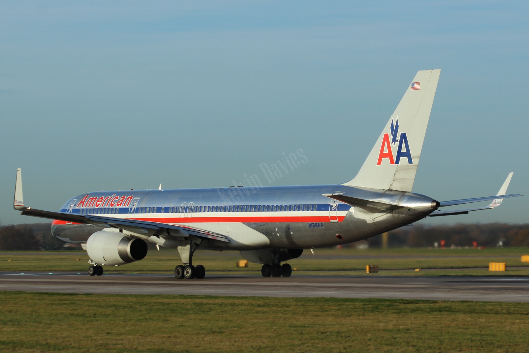 American Airlines 757 N198AA