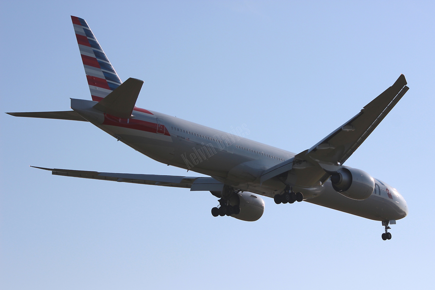 American Airlines 777 N719AN