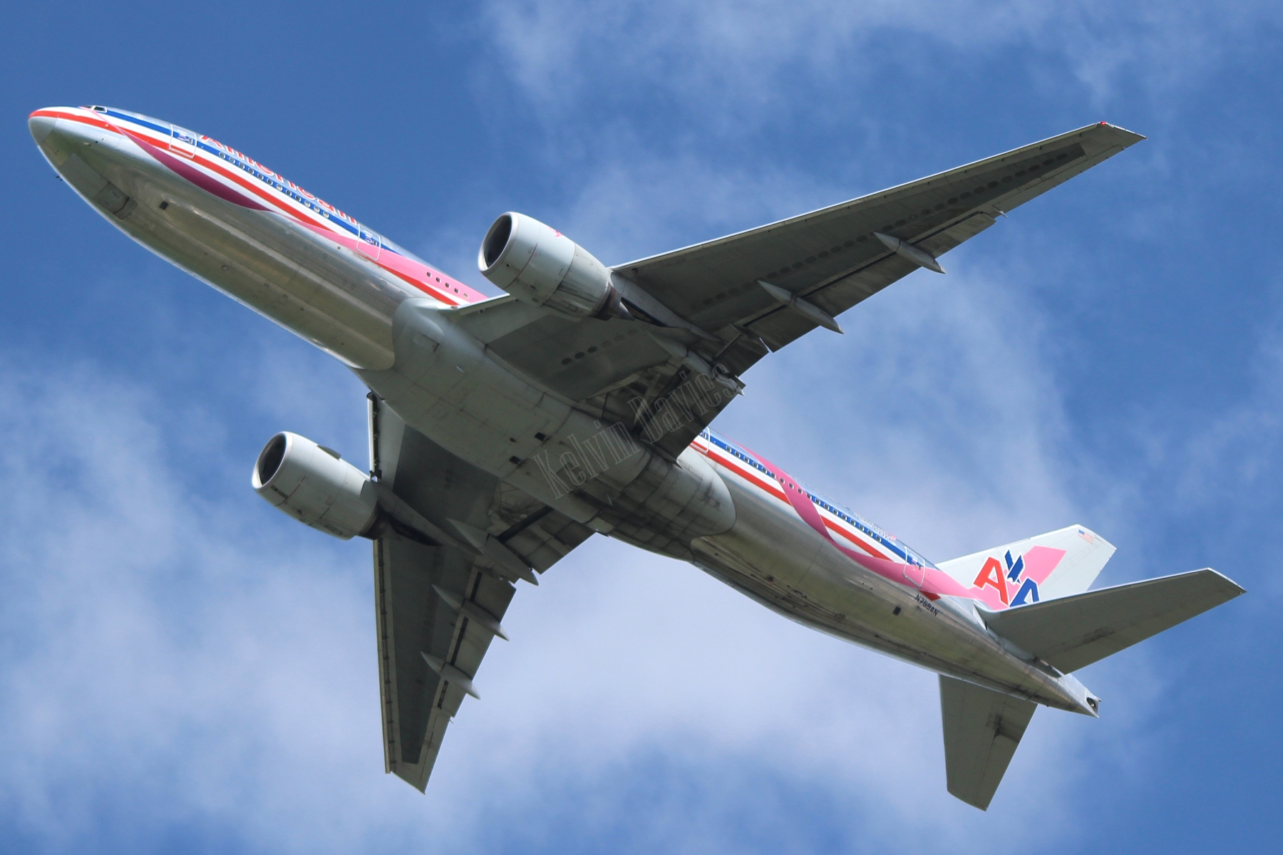 American Airlines 777 N759AN