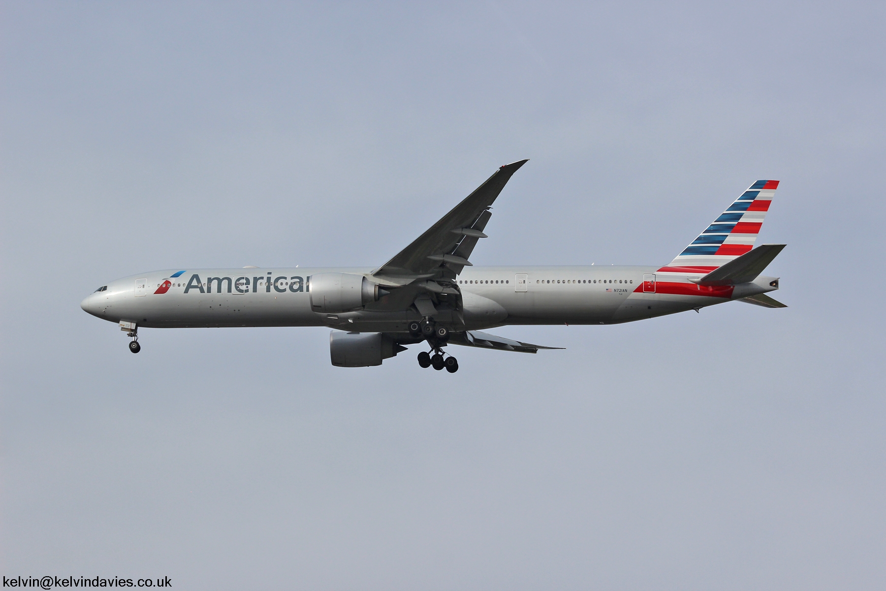 American Airlines 777 N721AN