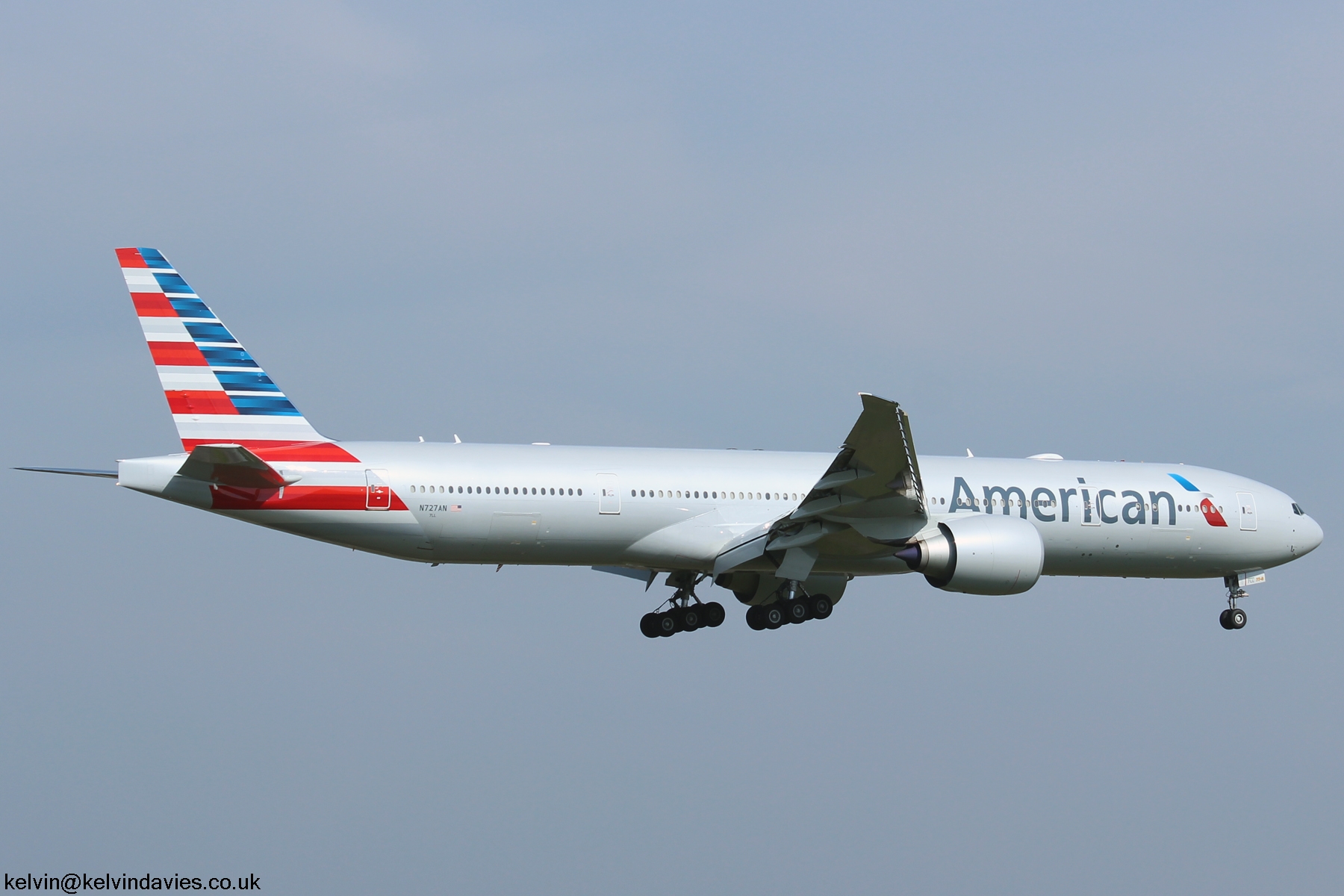 American Airlines B777 N727AN