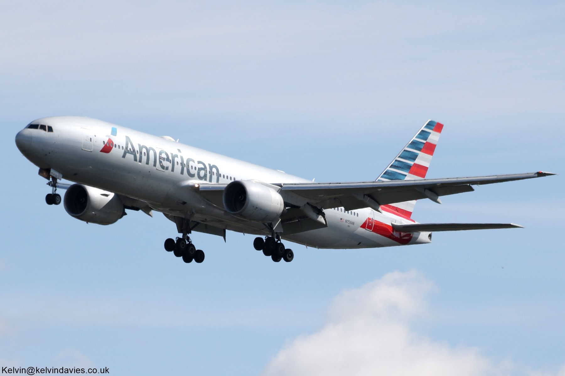 American Airlines 777 N759AN