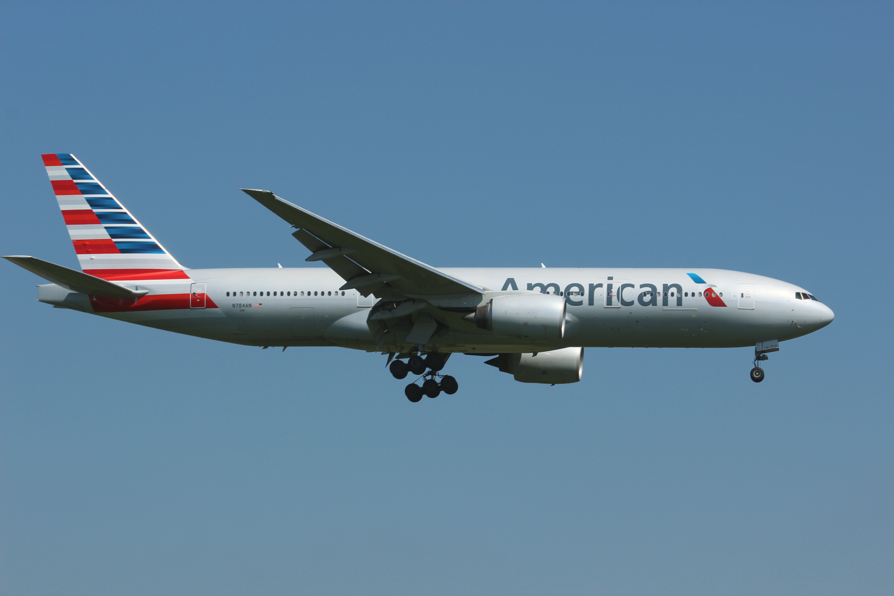 American Airlines 777 N784AN