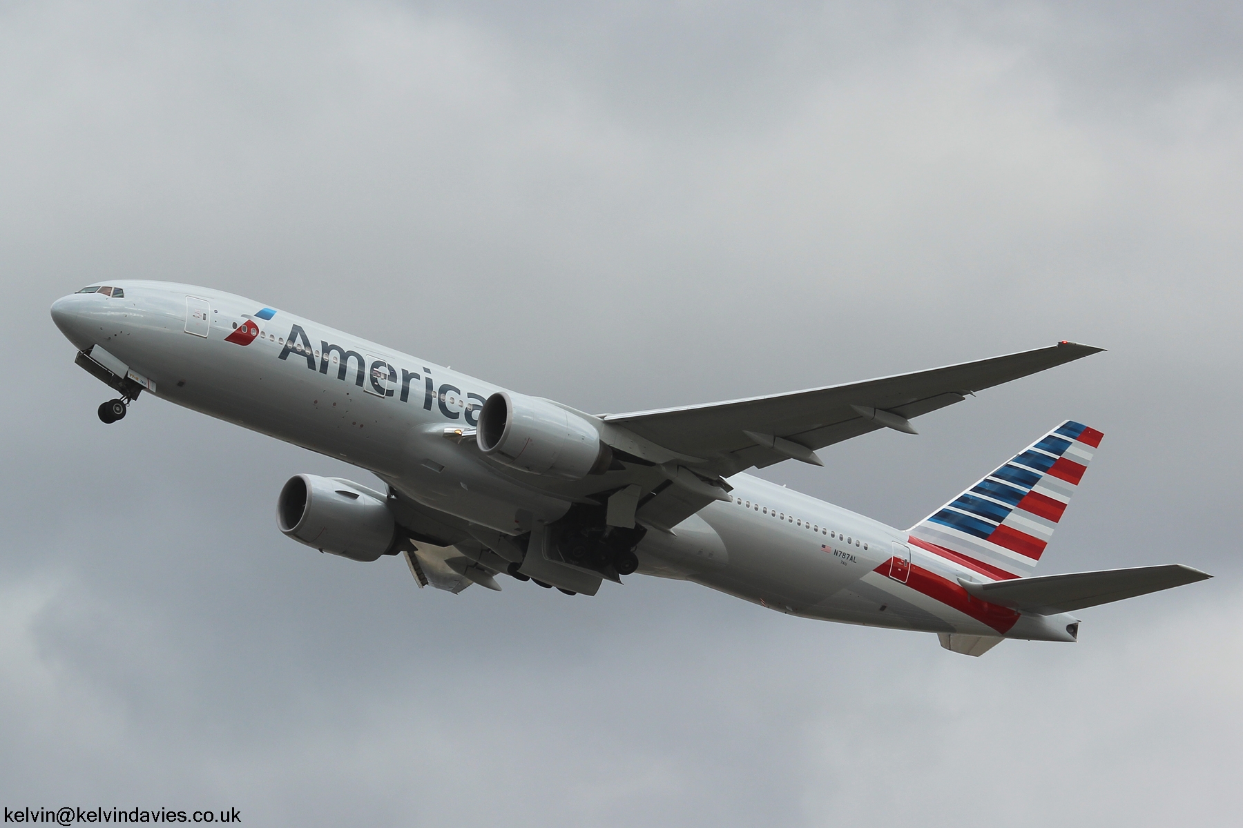 American Airlines B777 N787AL