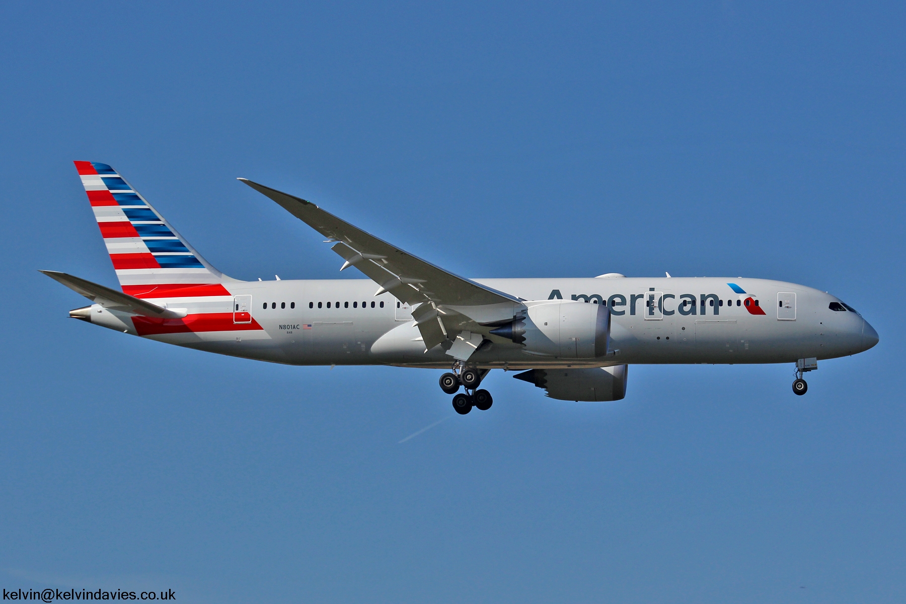 American Airlines 787 N801AC