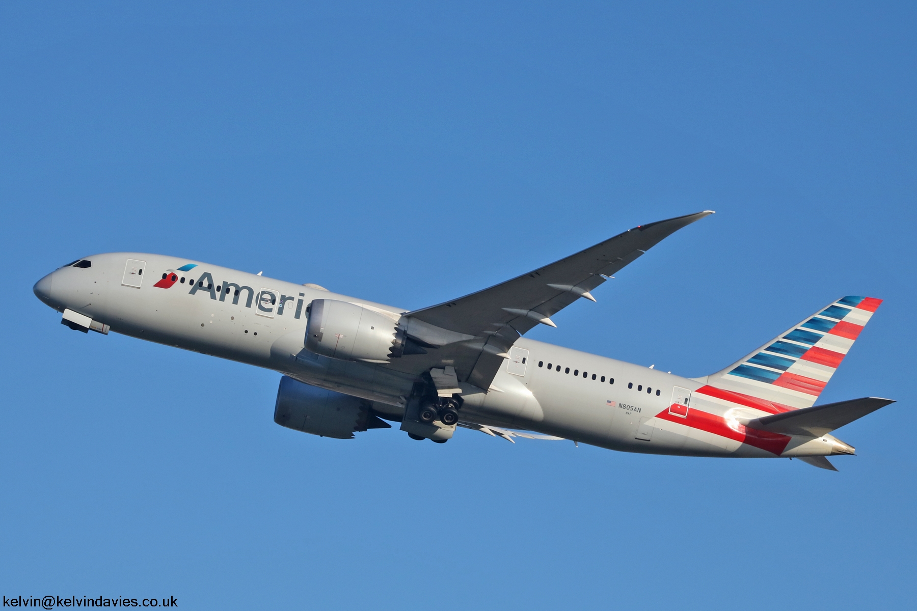 American Airlines 787 N805AN