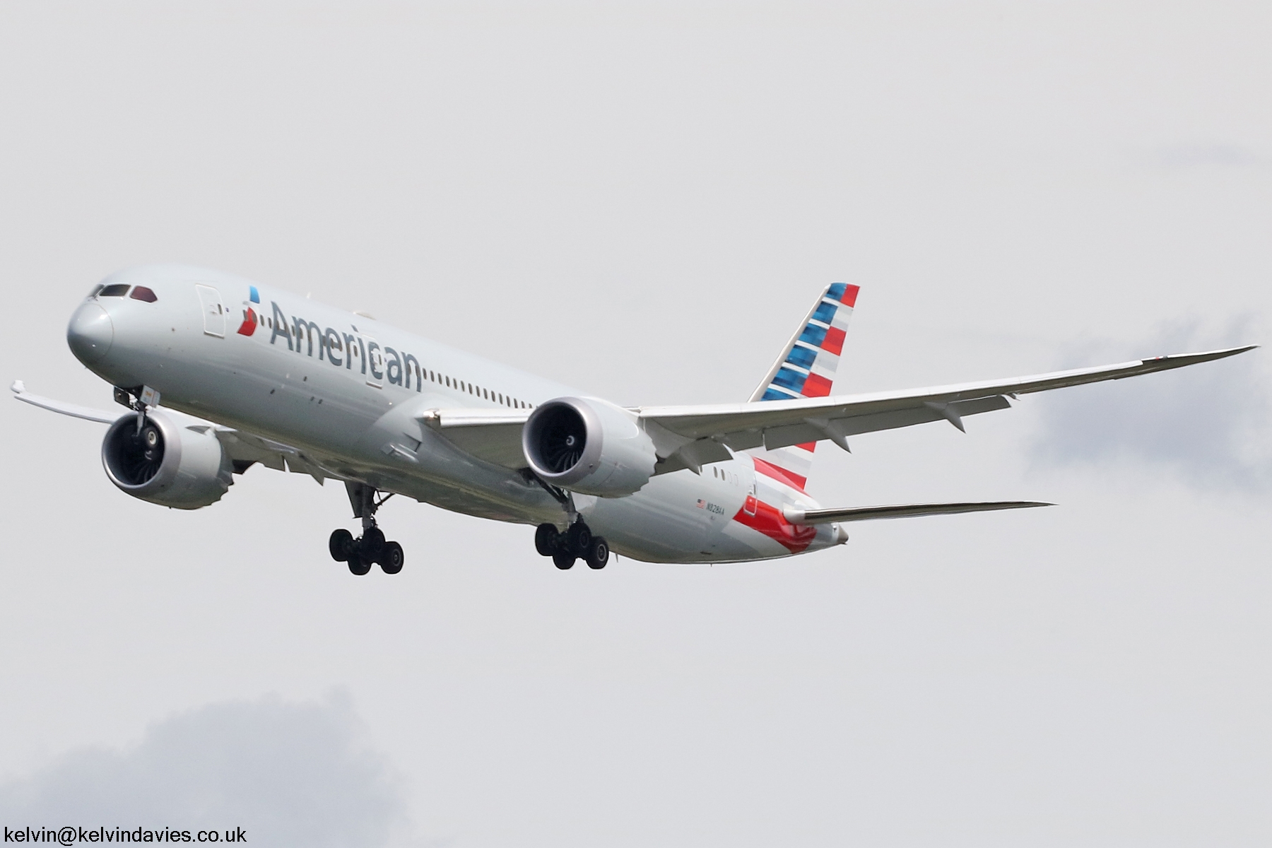 American Airlines 787 N828AA