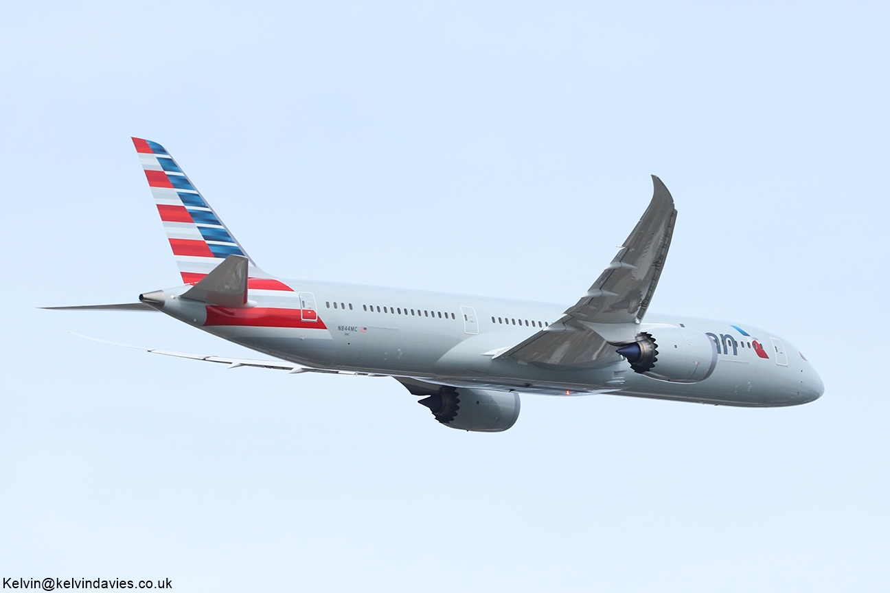 American Airlines 787 N844MC