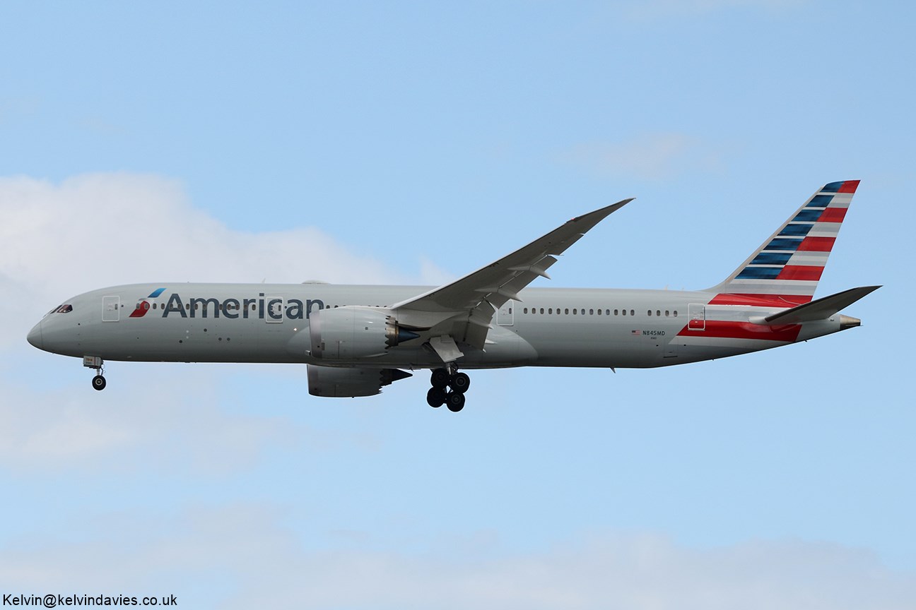 American Airlines 787 N845MD