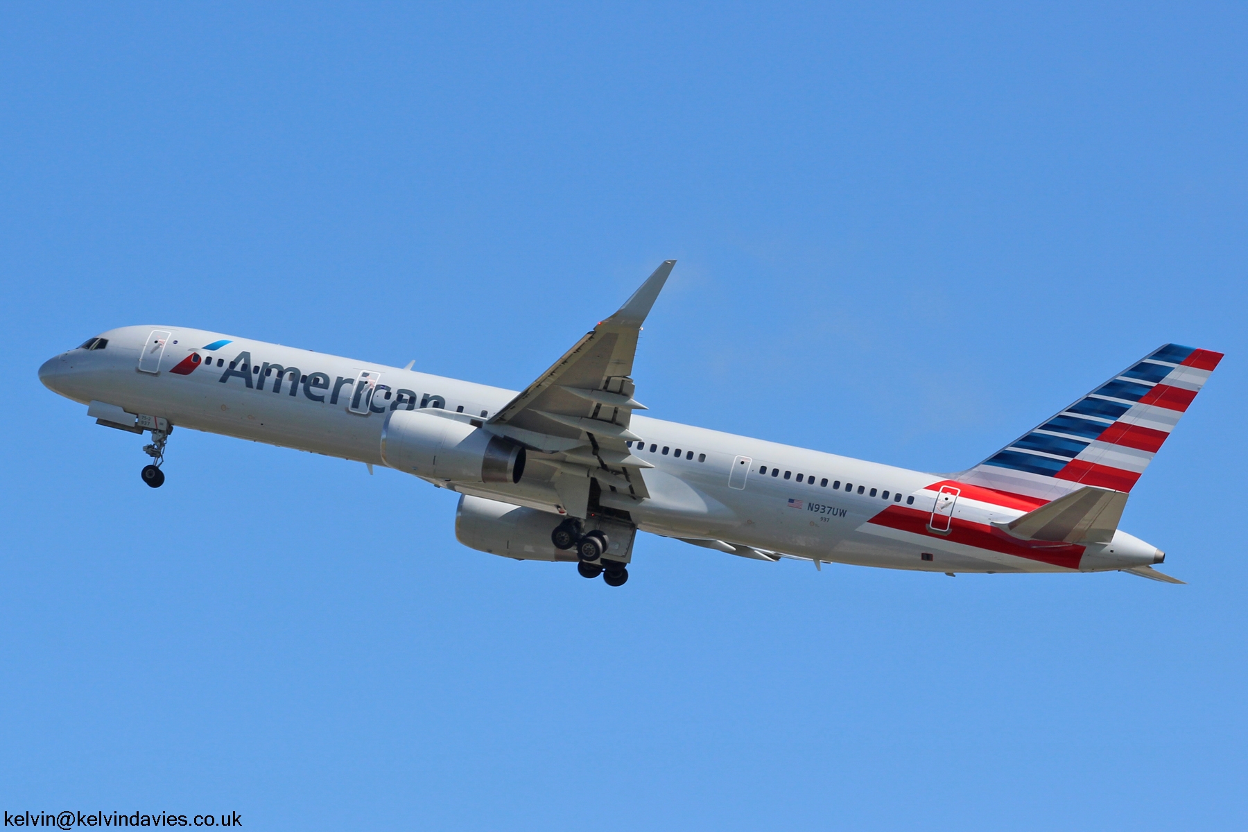 American Airlines 757 N937UW