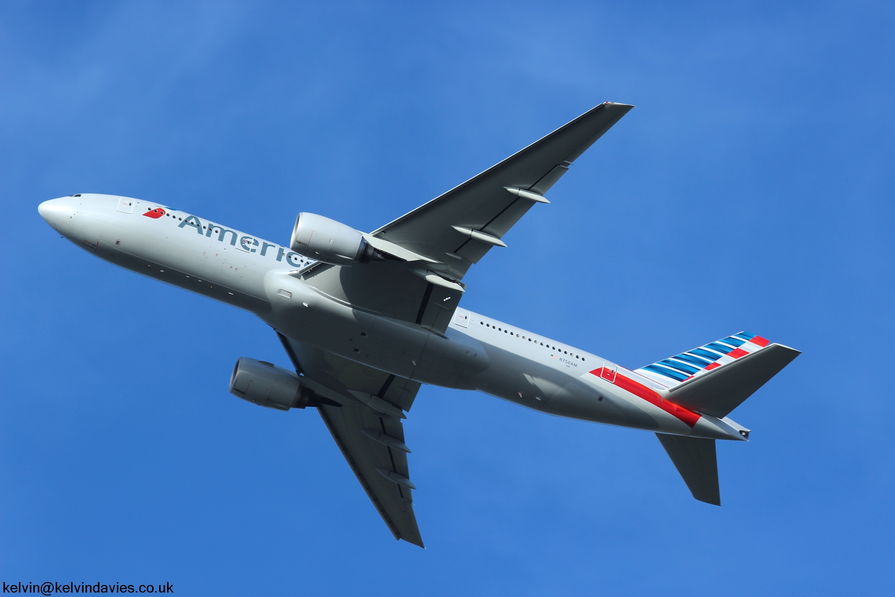 American Airlines 777 N756AM