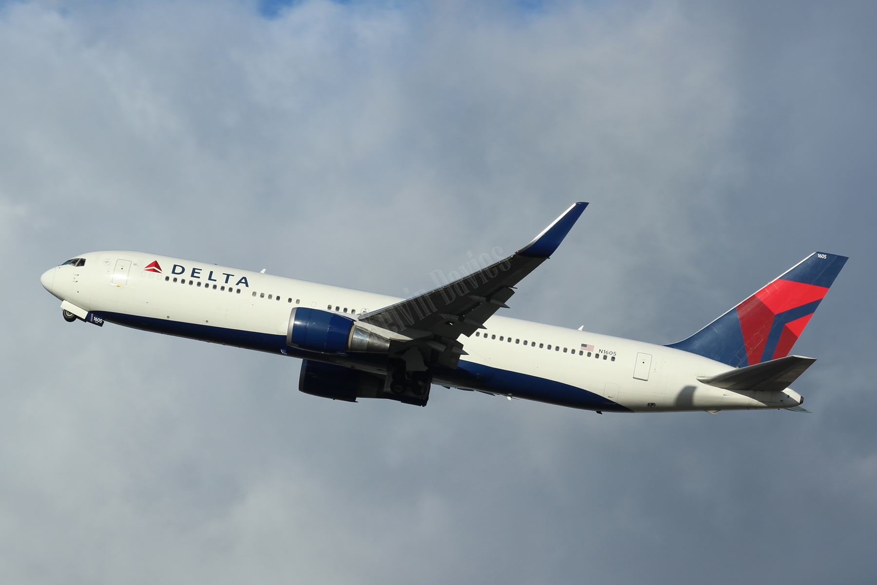 Delta Airlines 767 N1605