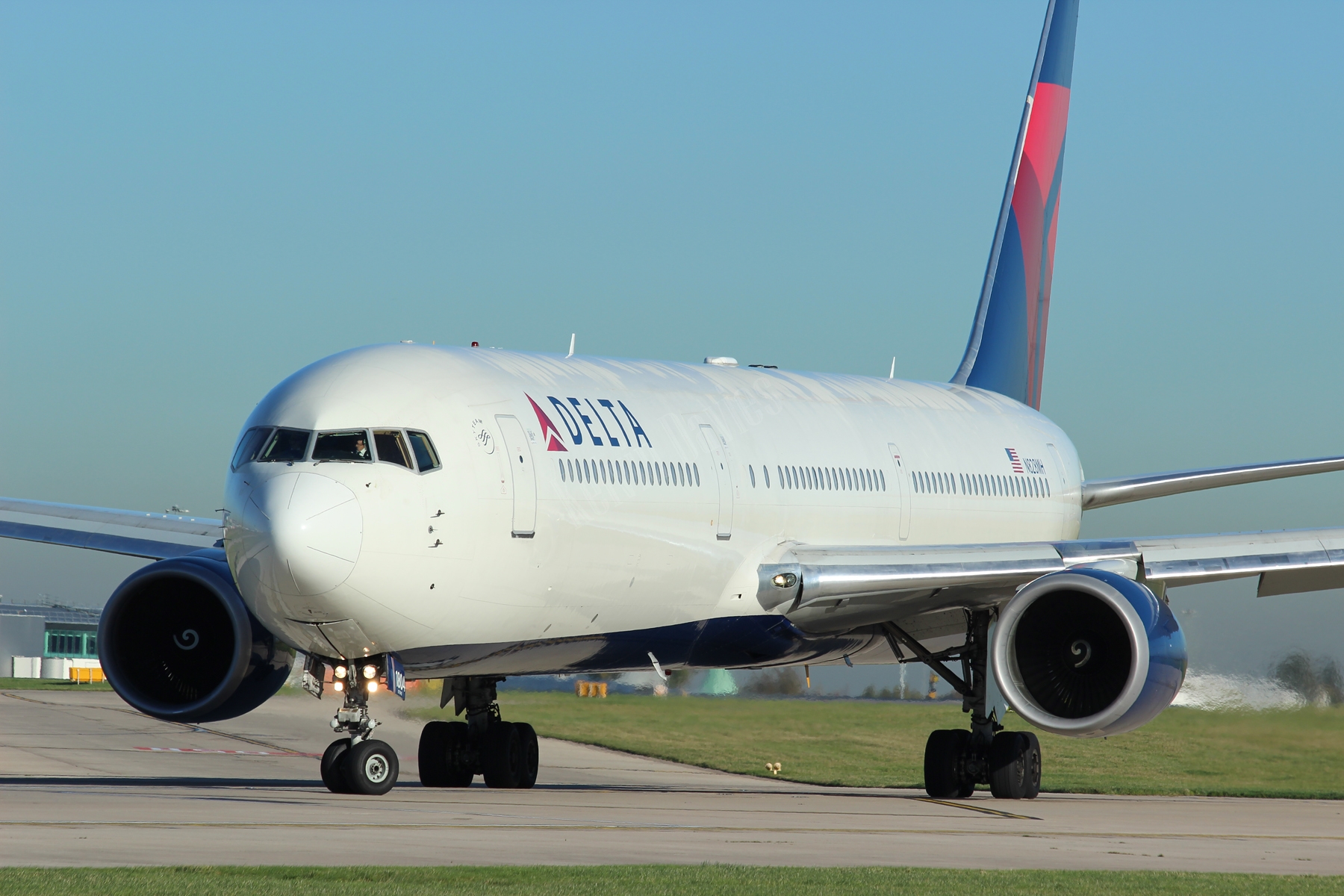 Delta Airlines 767 N828MH