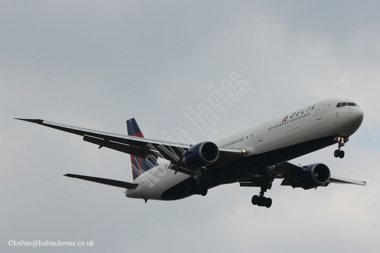 Delta Airlines 767 N830MH
