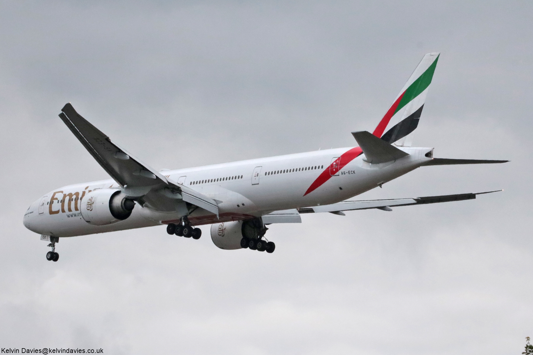 Emirates Airline 777 A6-ECK