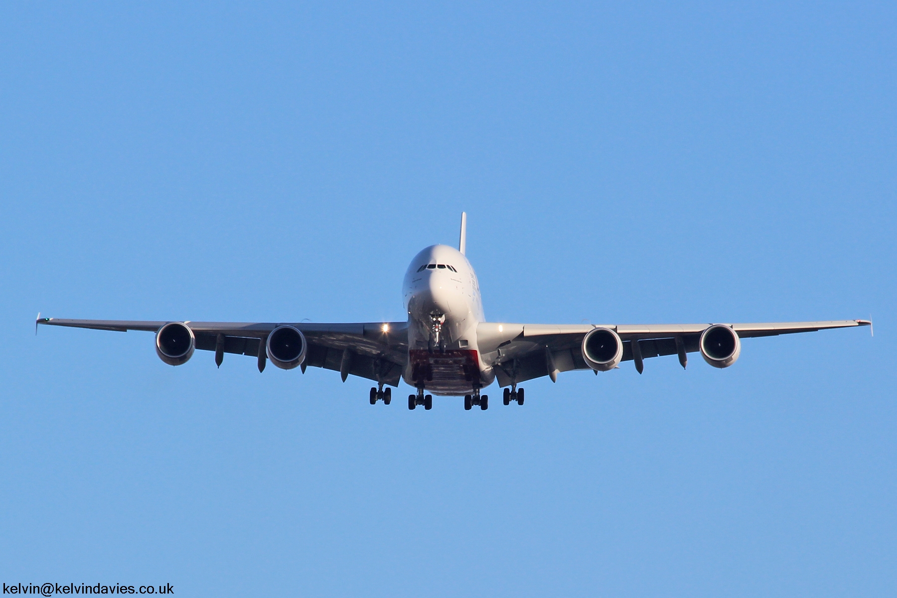 Emirates A380 A6-EOT