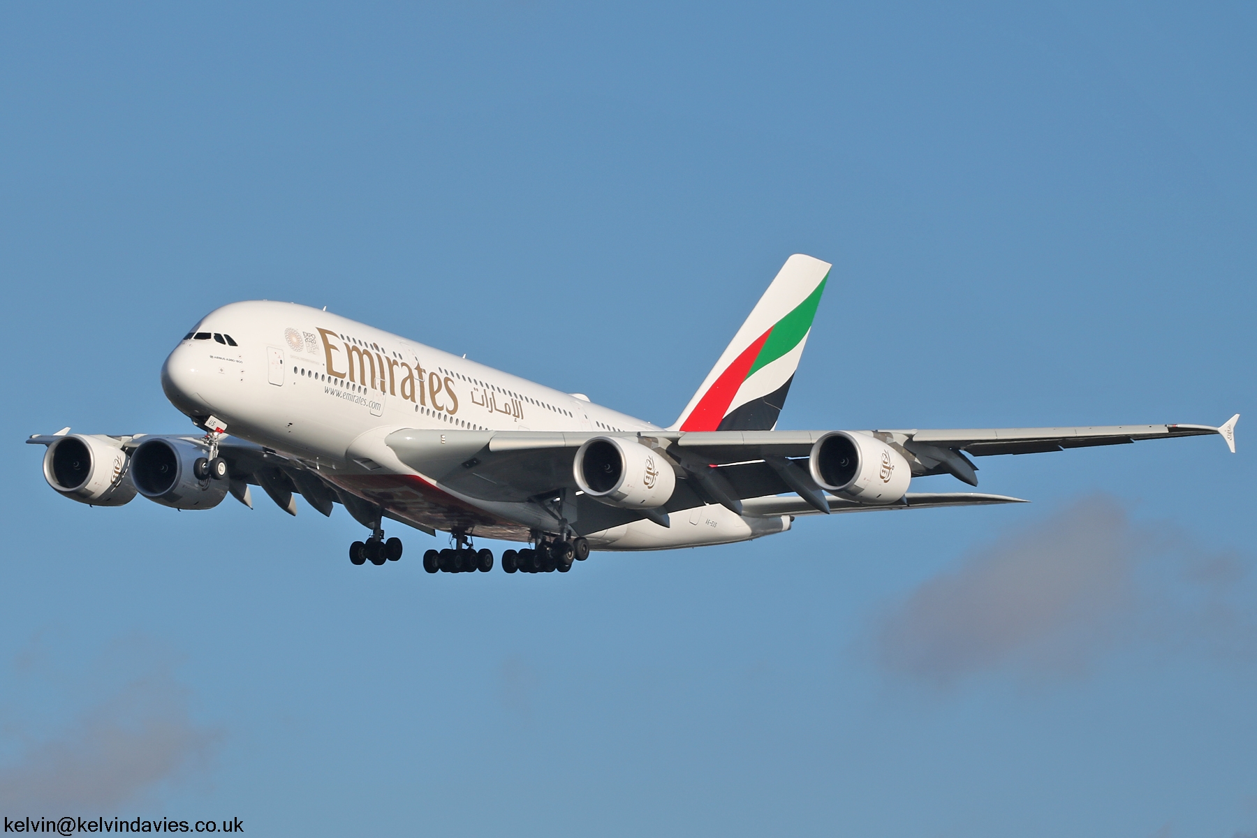 Emirates A380 A6-EUS