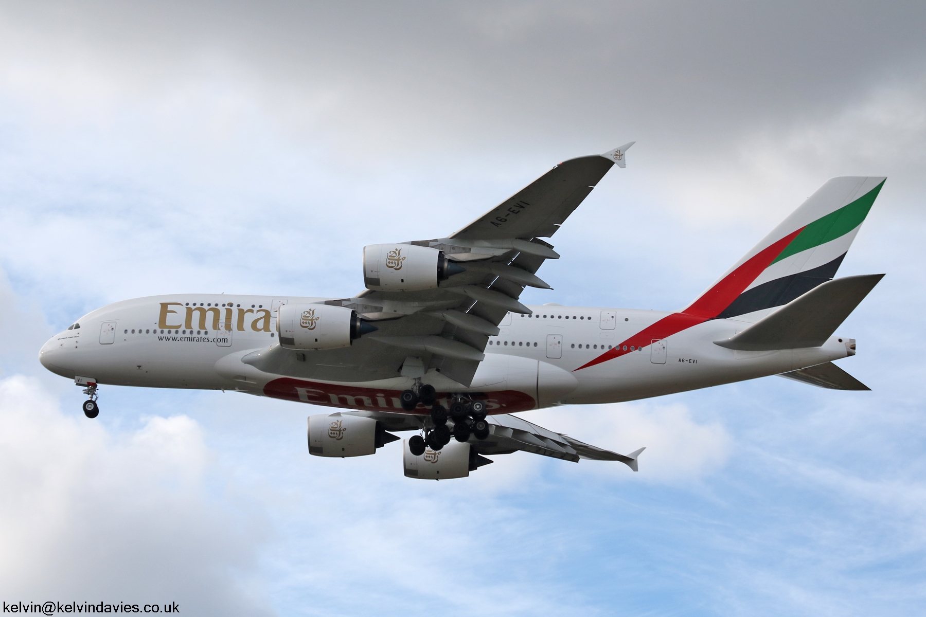 Emirates A380 A6-EVI