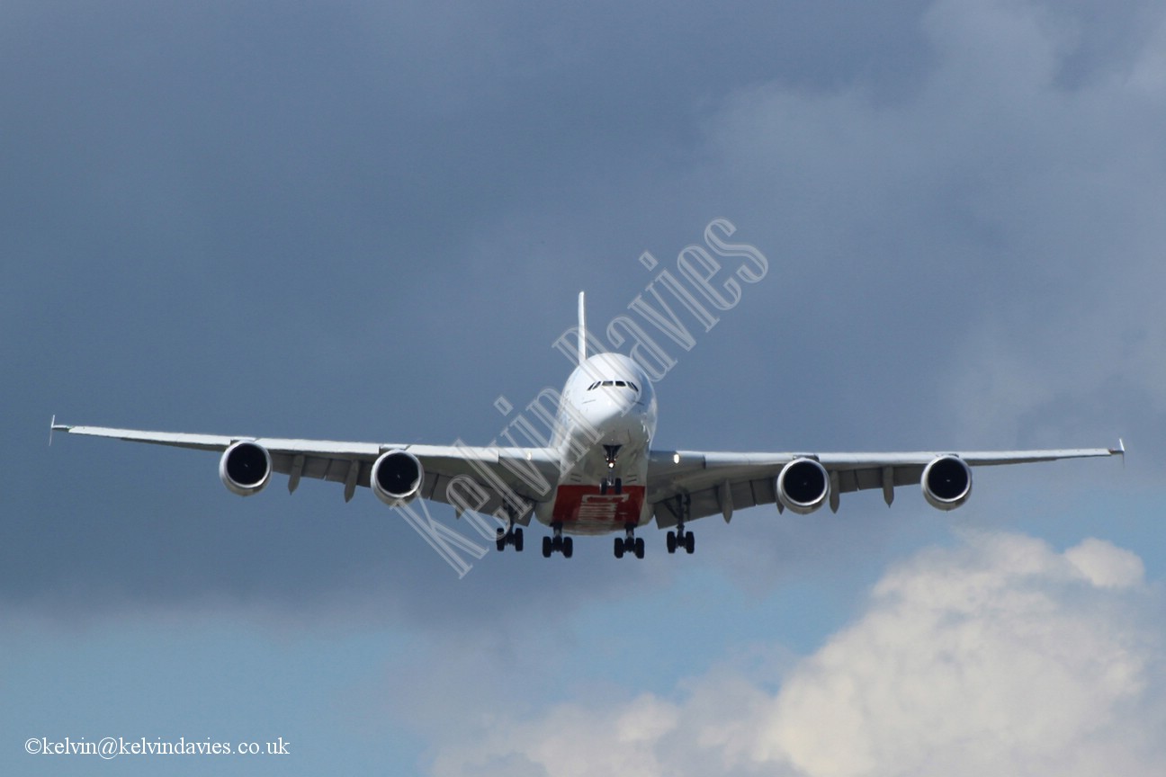 Emirates A380 A6-EDB