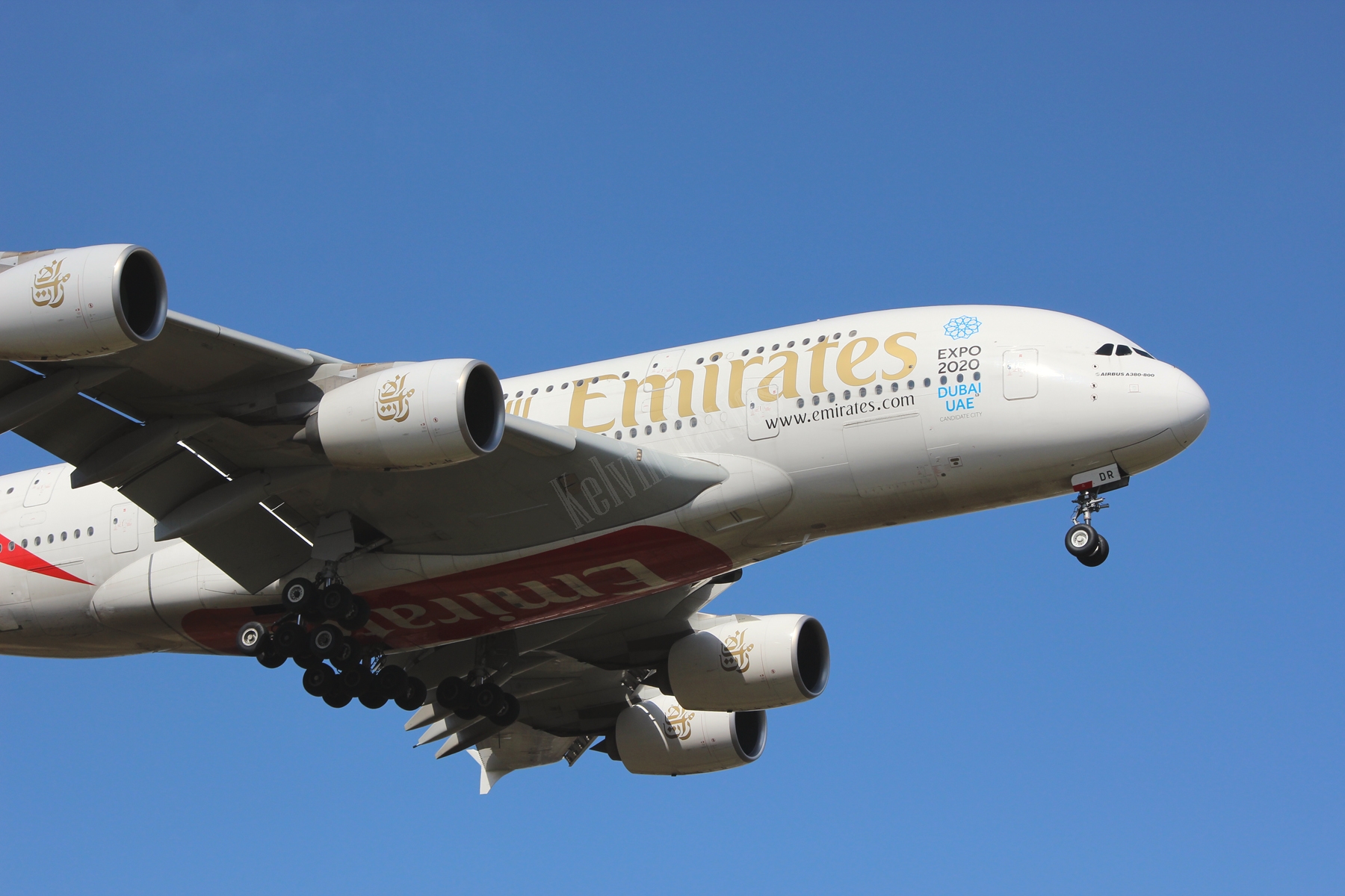 Emirates A380 A6-EDR