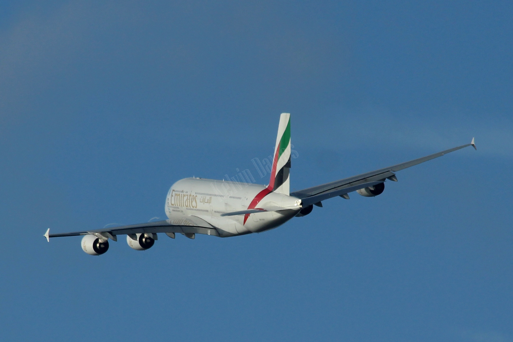 Emirates A380 A6-EEA