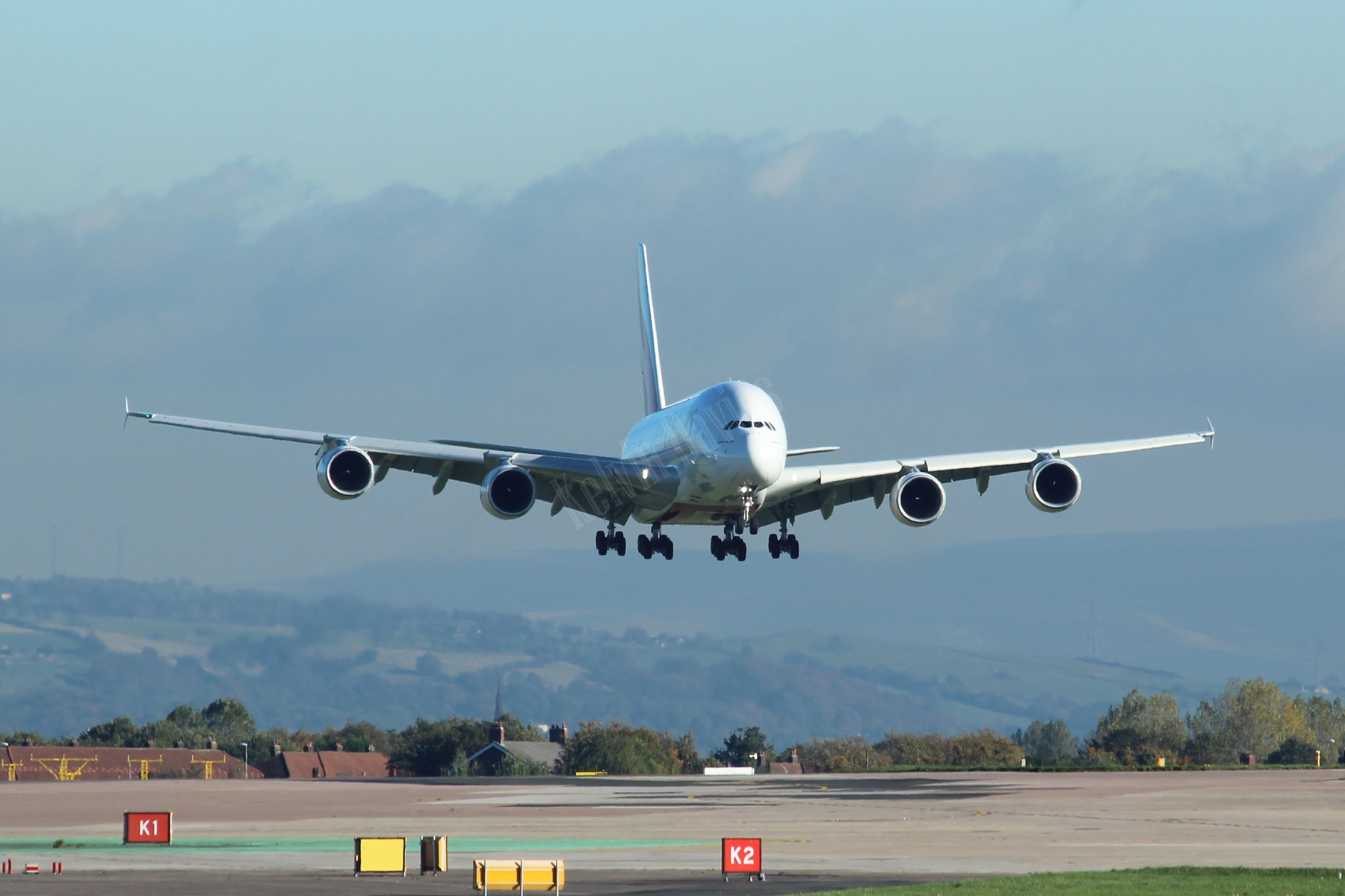 Emirates A380 A6-EEJ
