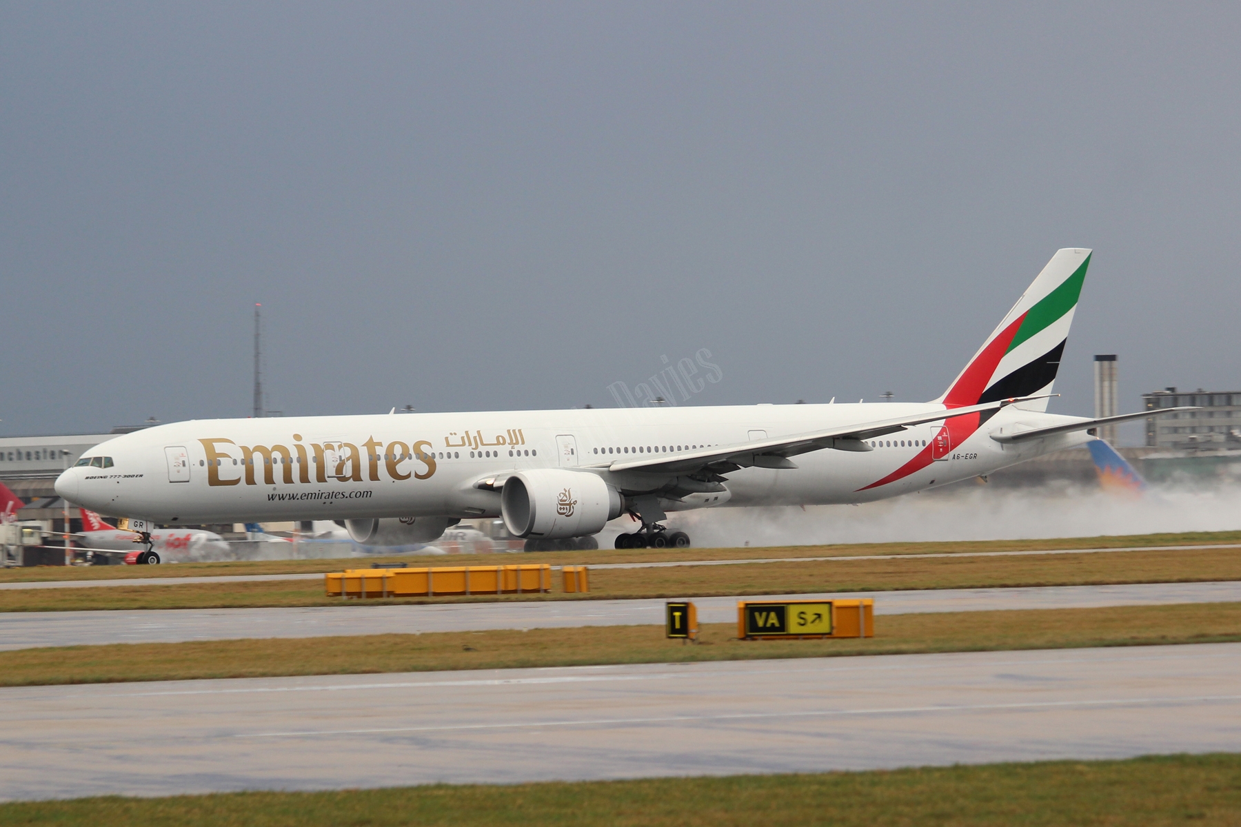 Emirates 777 A6-EGR