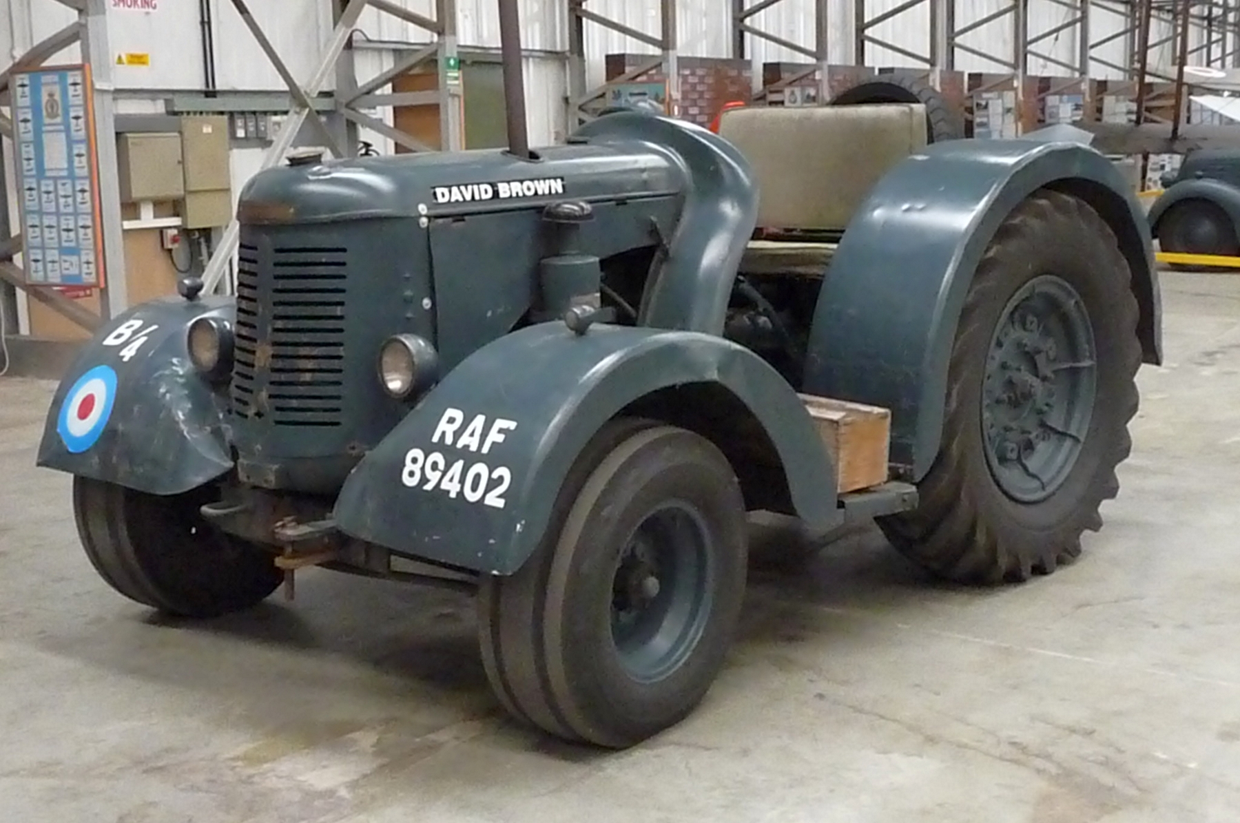 DAVID BROWN RAF TRACTOR 89402