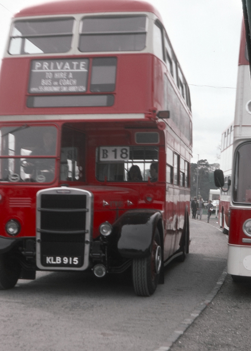 Leyland PD2 KLB 915