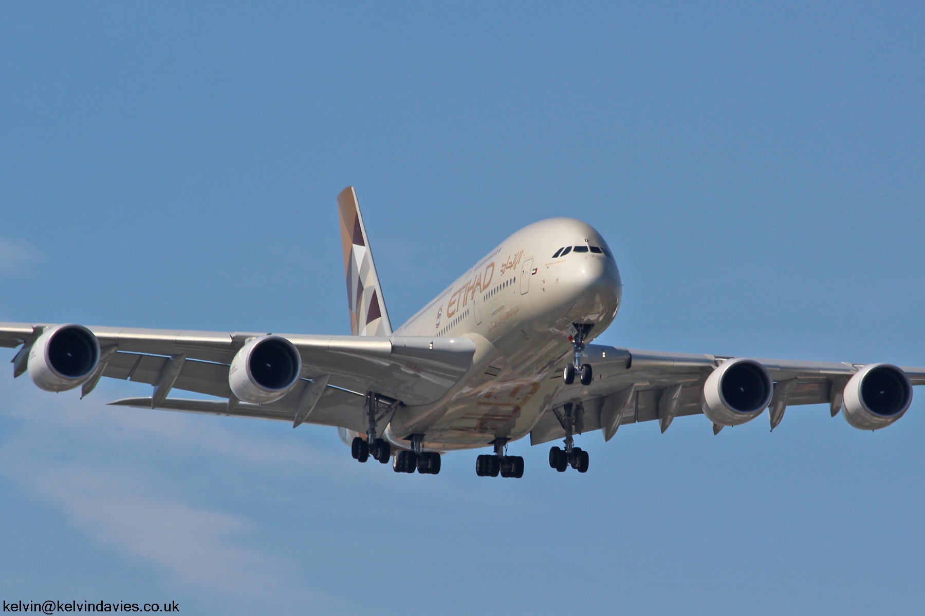 Etihad Airways A380 A6-APD