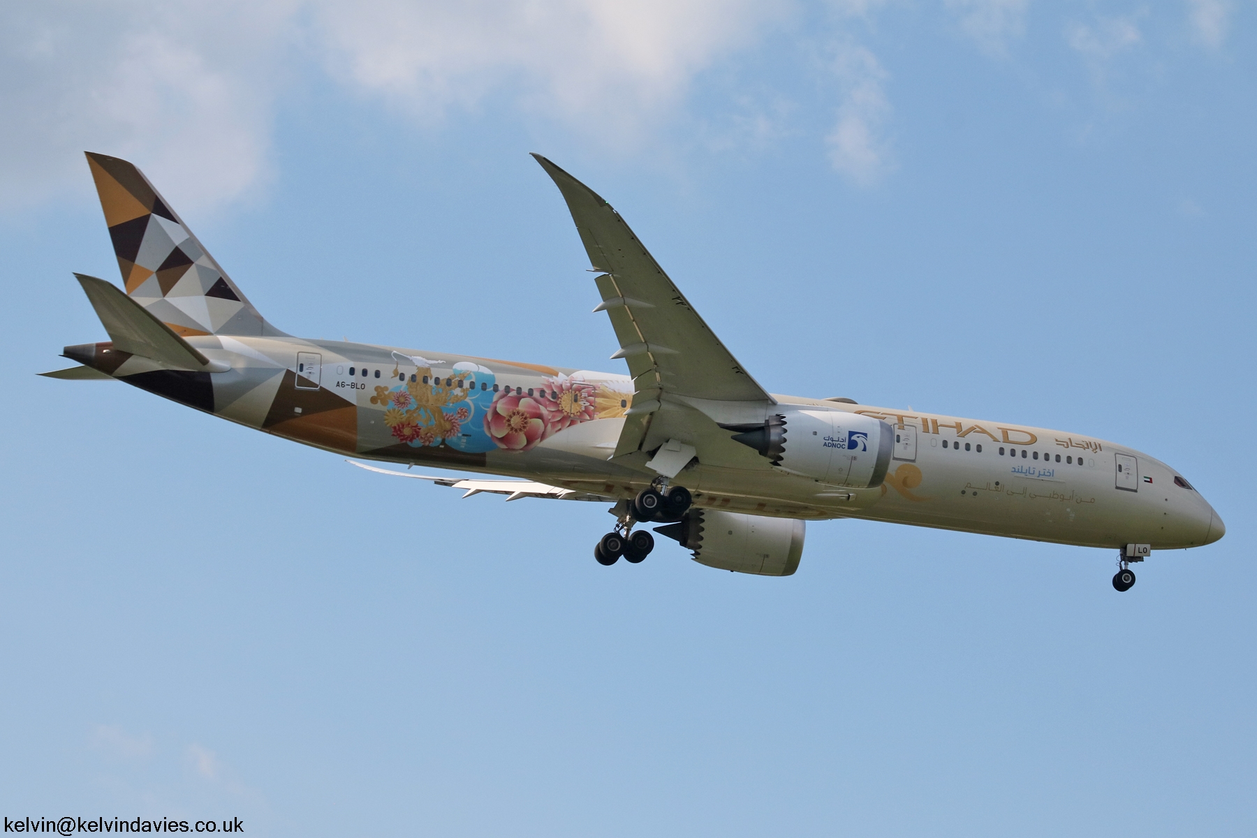 Etihad Airways 787 A6-BLO