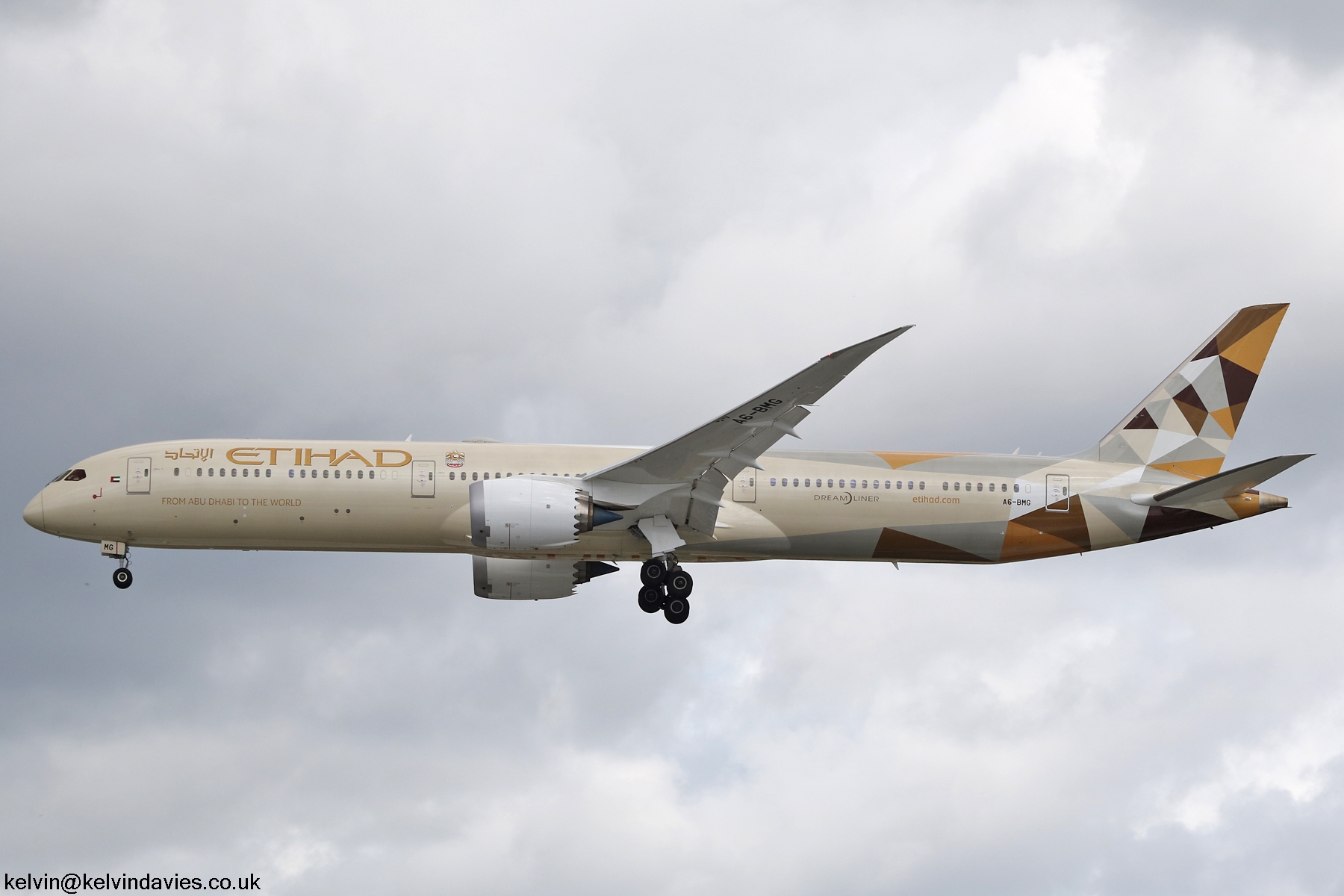 Etihad Airways 787 A6-BMG
