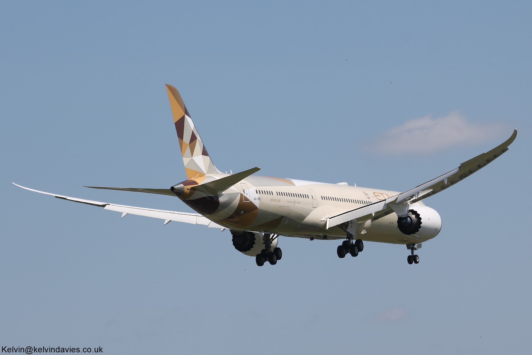 Etihad Airways 787 A6-BMJ