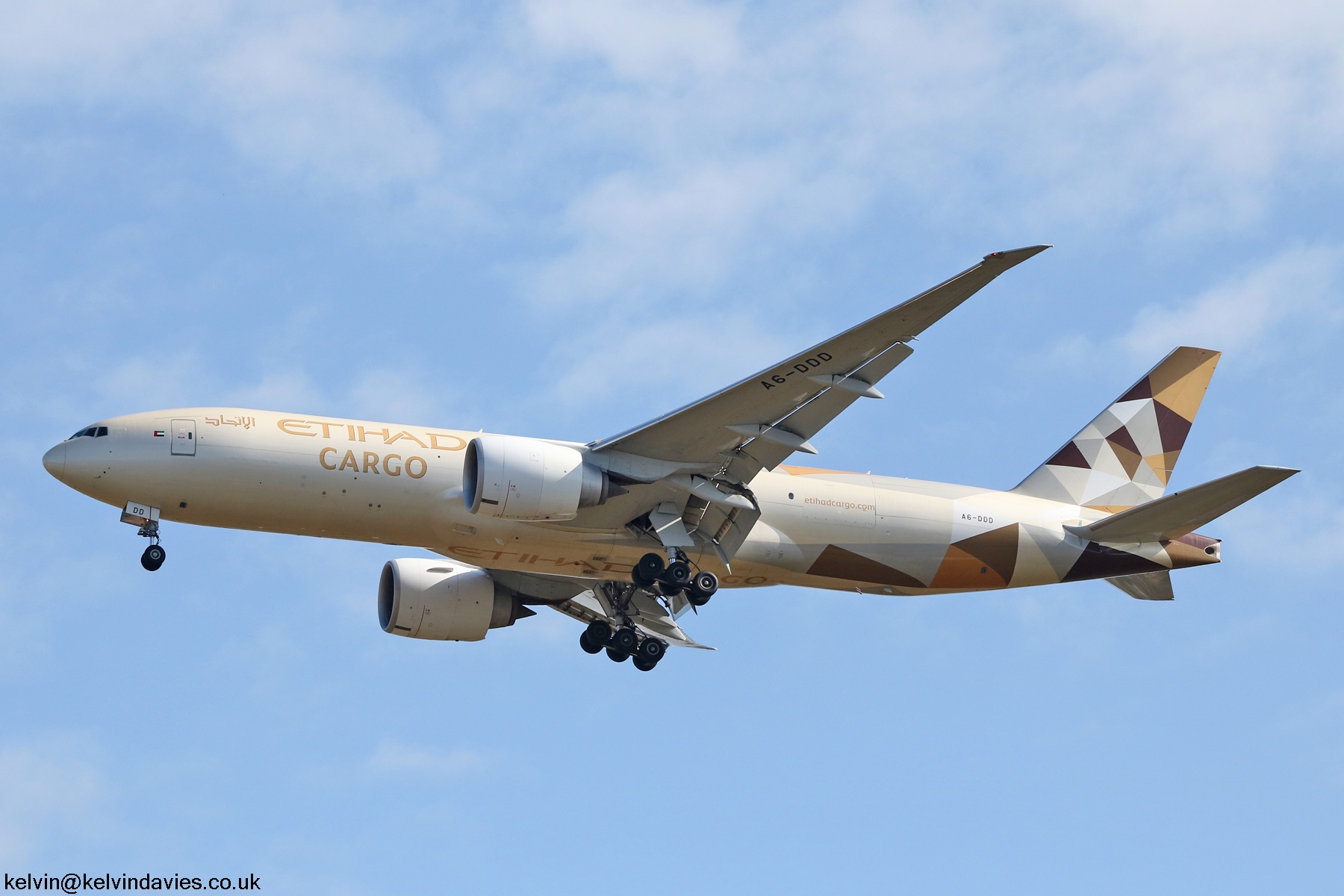 Etihad Airways 777 A6-DDD