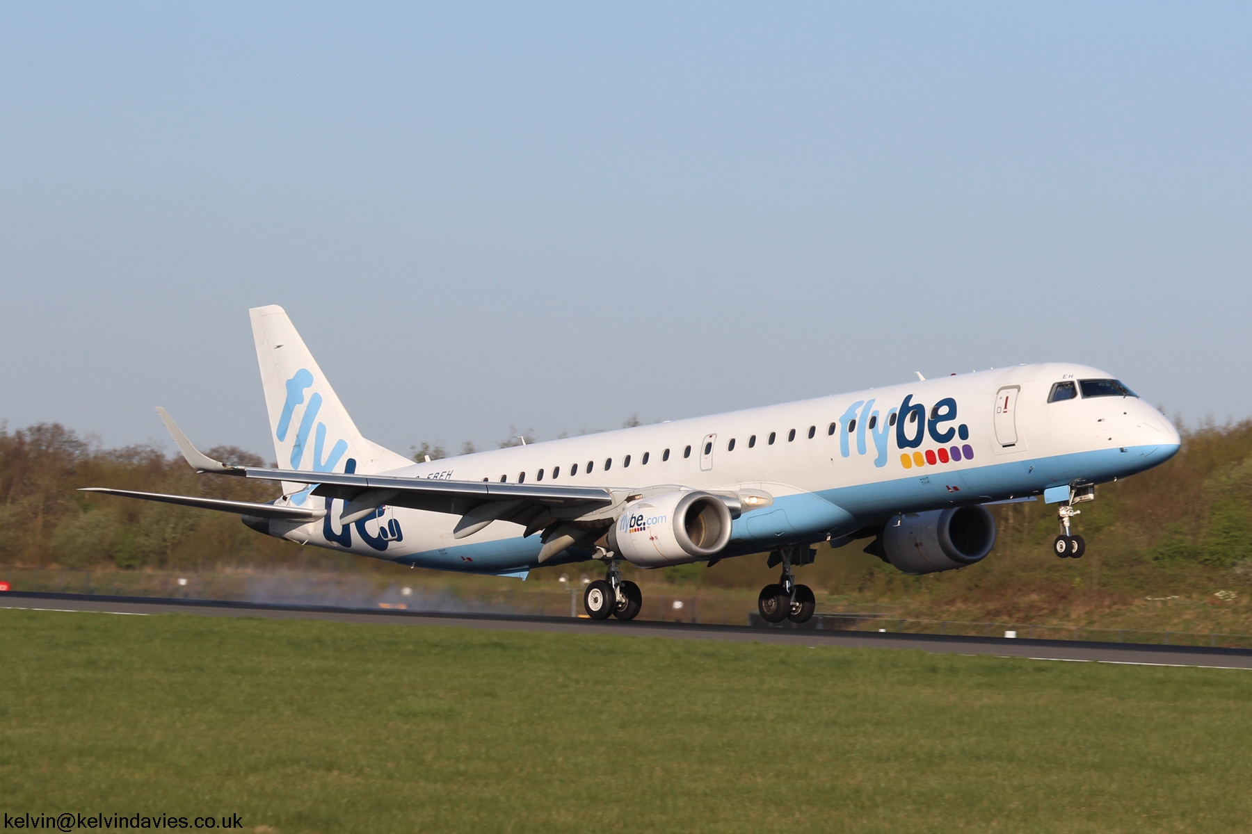 Flybe Emb-195 G-FBEH