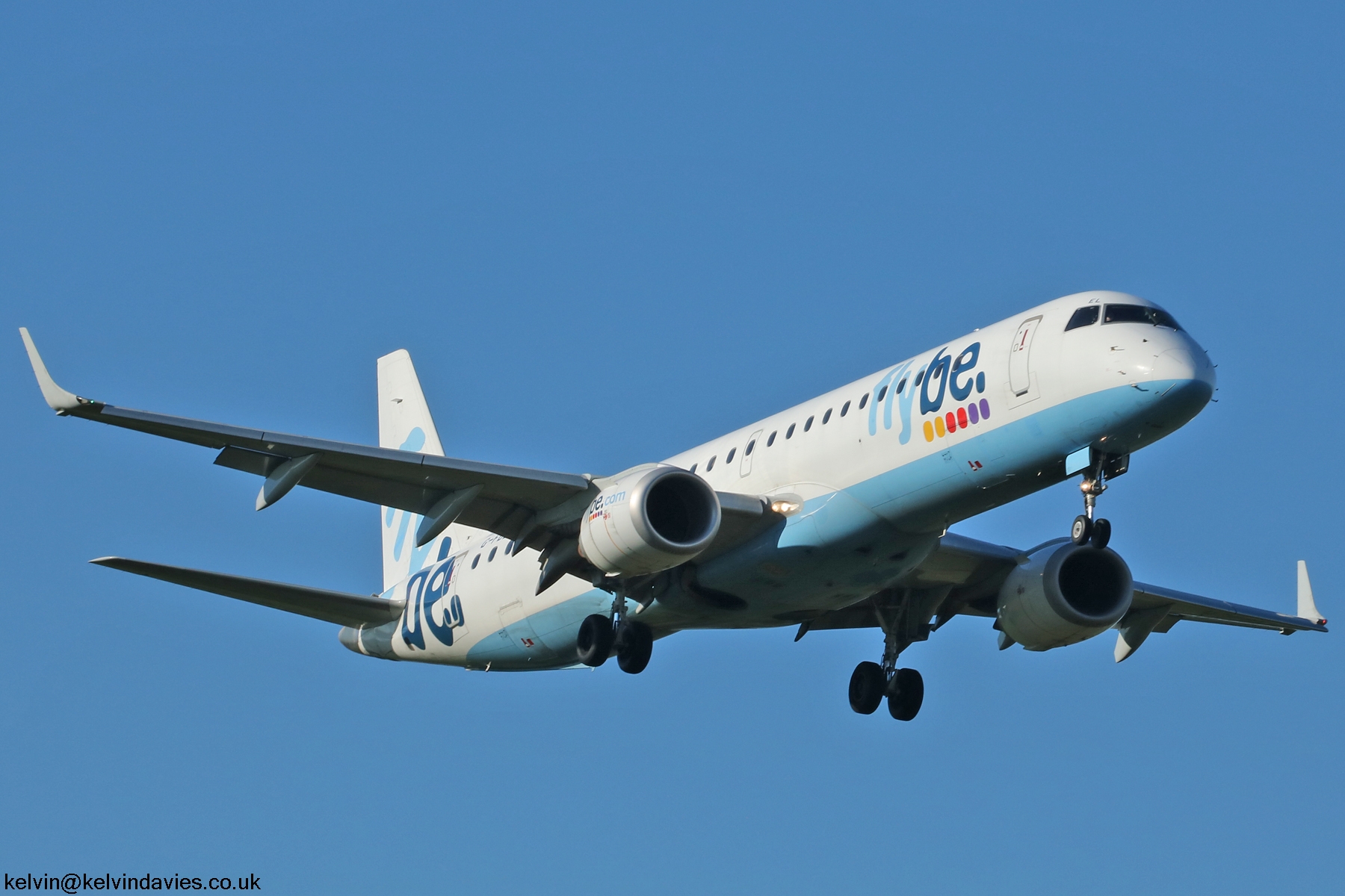 Flybe EMB-195 G-FBEL