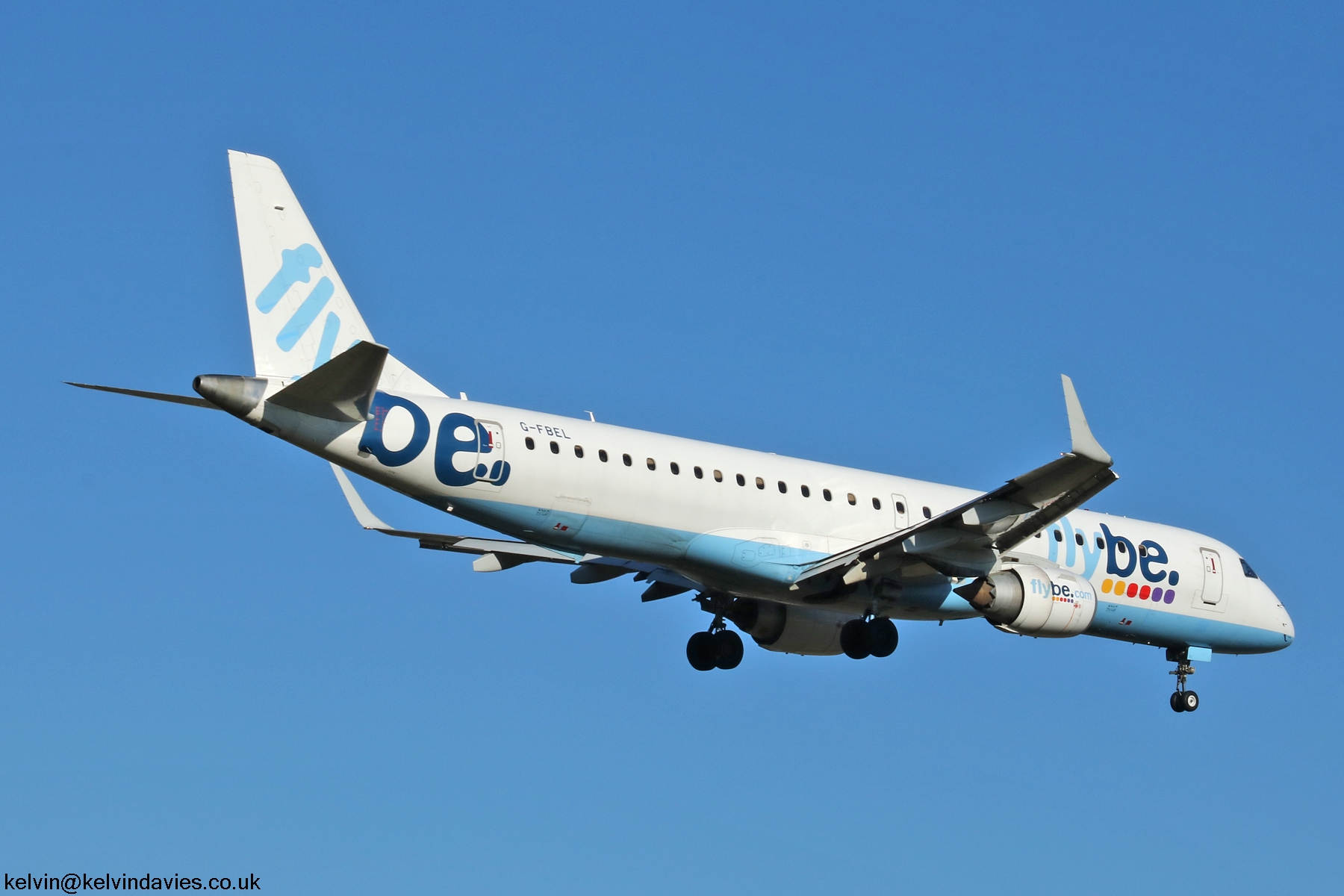 Flybe EMB-195 G-FBEL