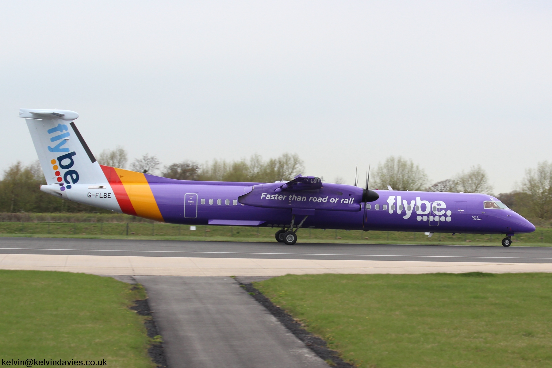 Flybe Dash 8 G-FLBE