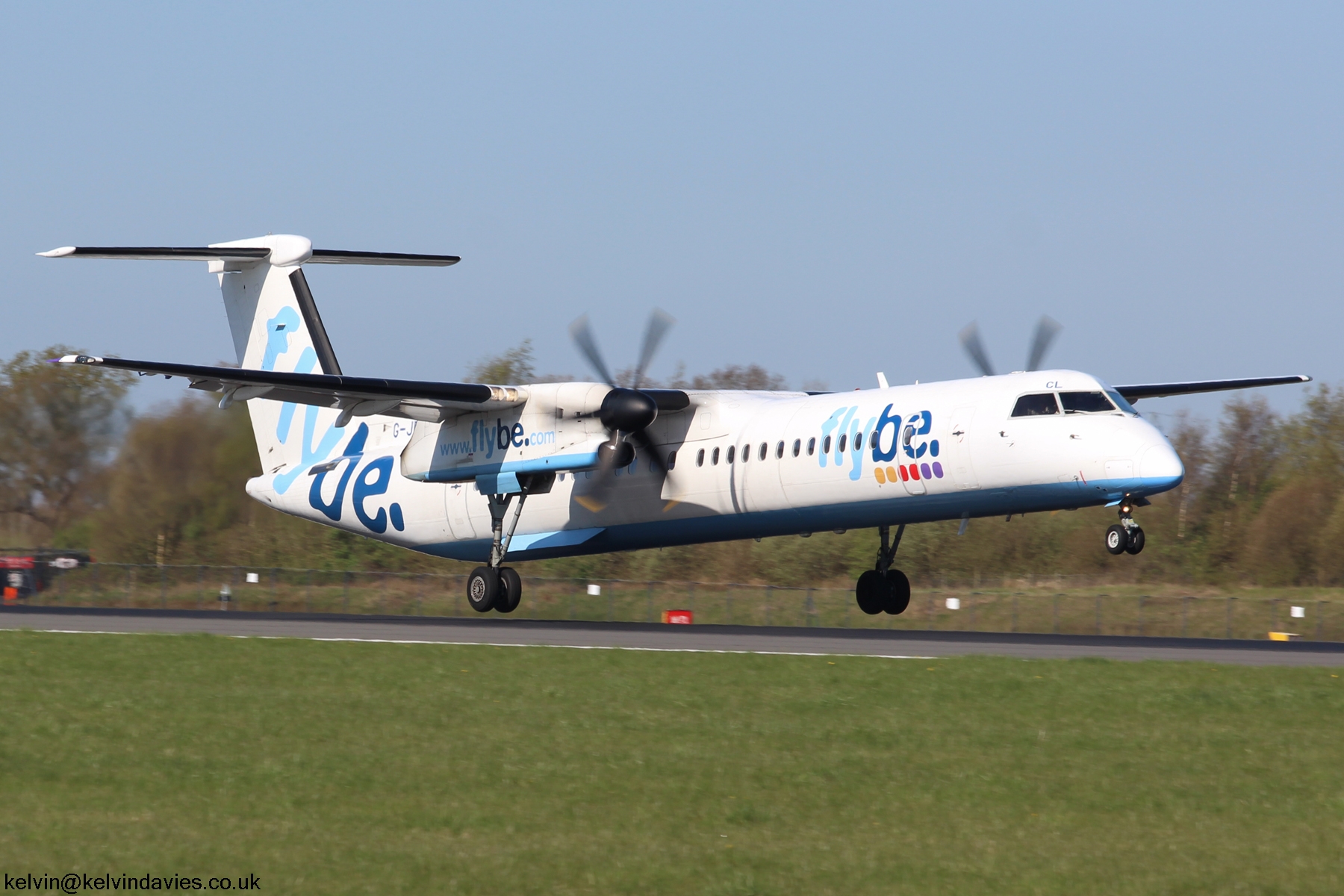 Flybe DHC-8 G-JECL