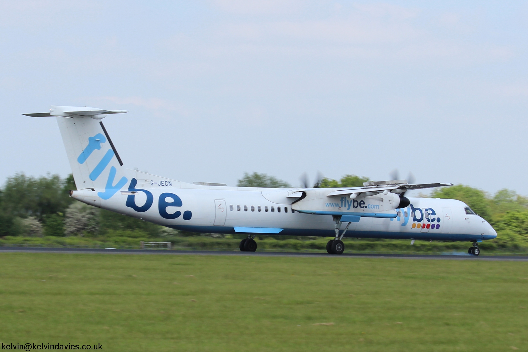 Flybe Dash 8 G-JECN