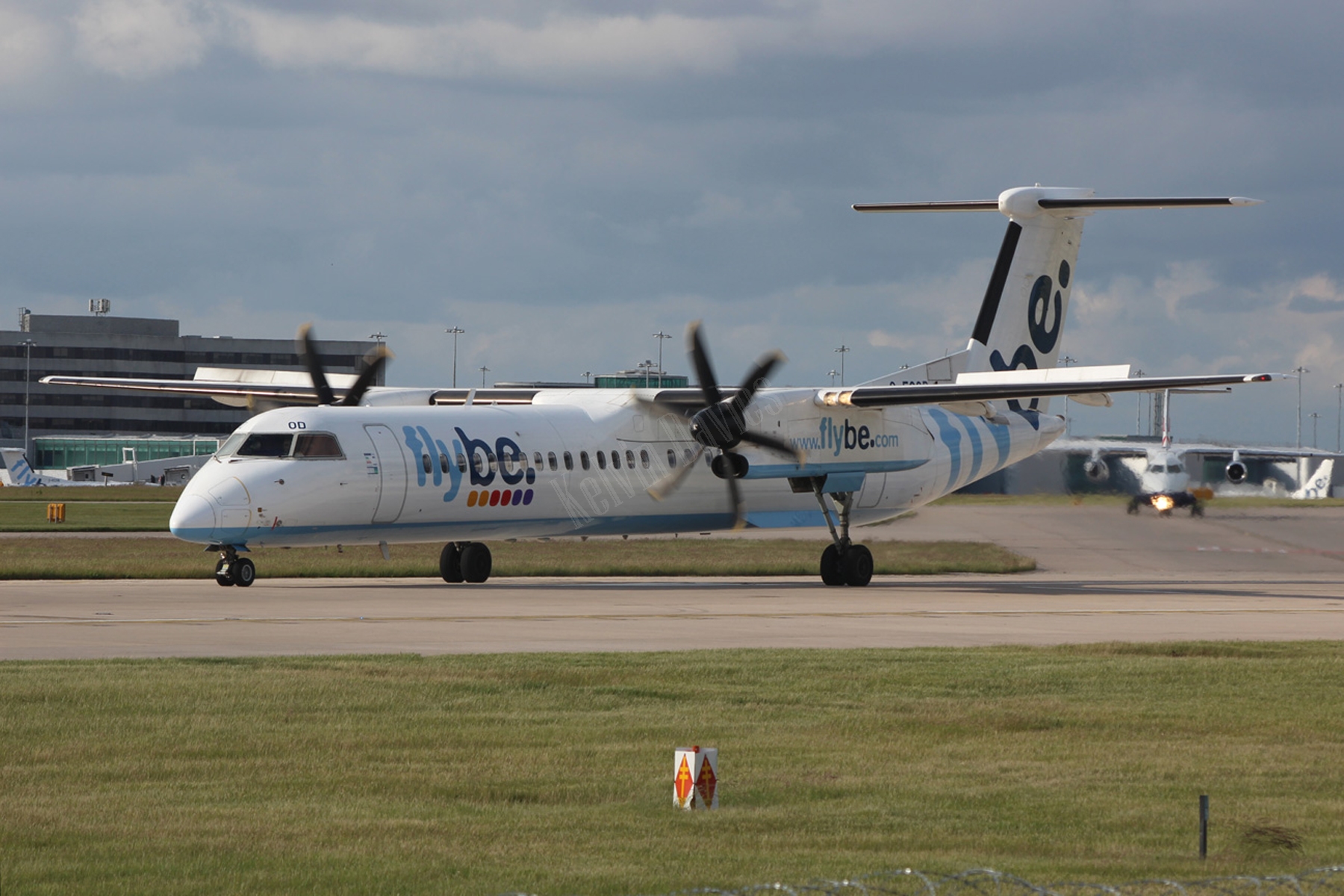 Flybe Dash 8 G-ECOD