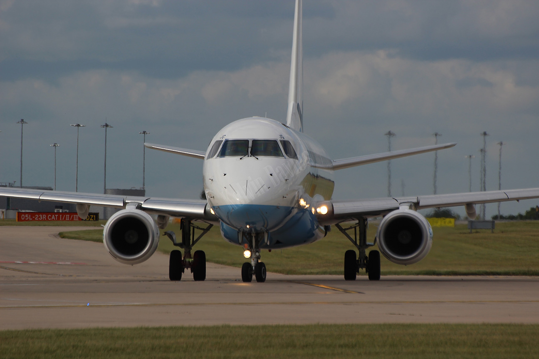 Flybe ERJ170 G-FBJG