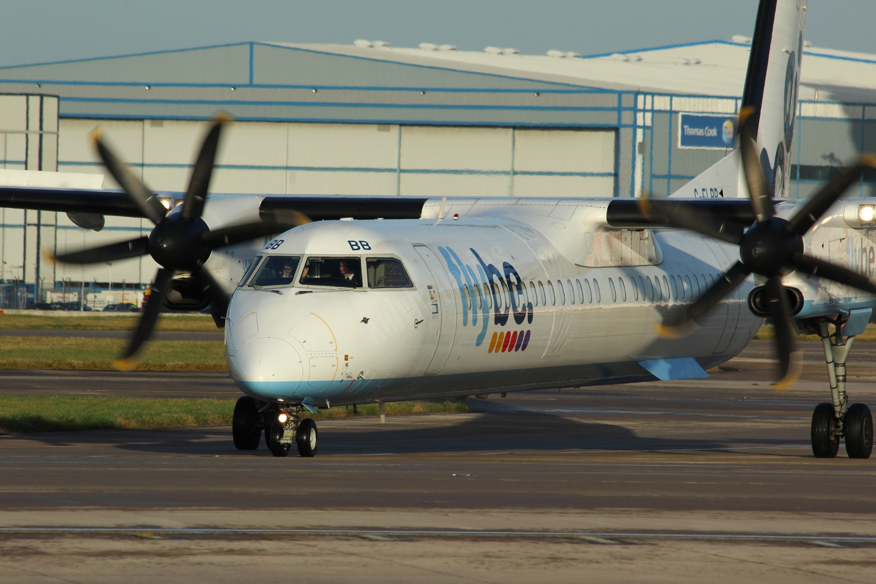 Flybe Dash 8 G-FLBB