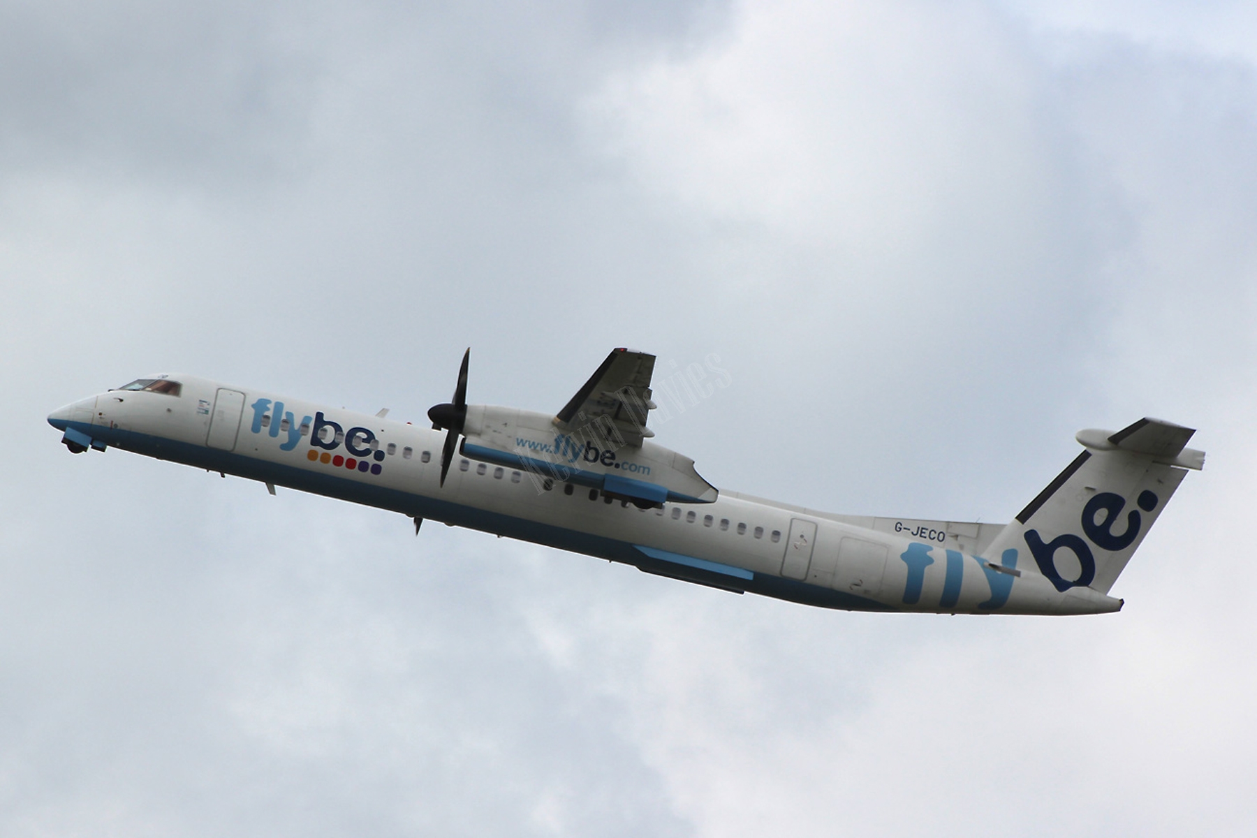 Flybe Dash 8 G-JECO