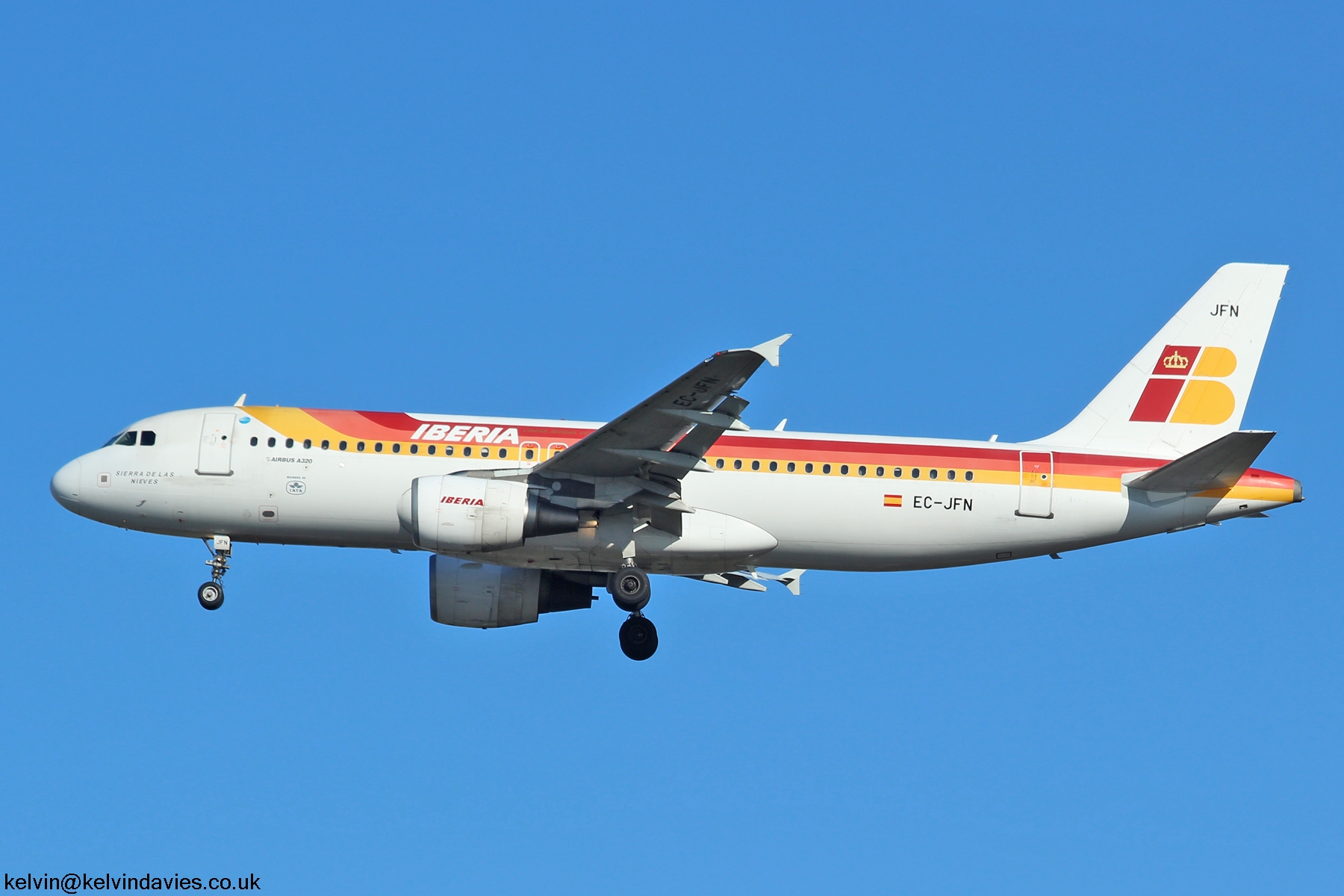Iberia A320 EC-JFN