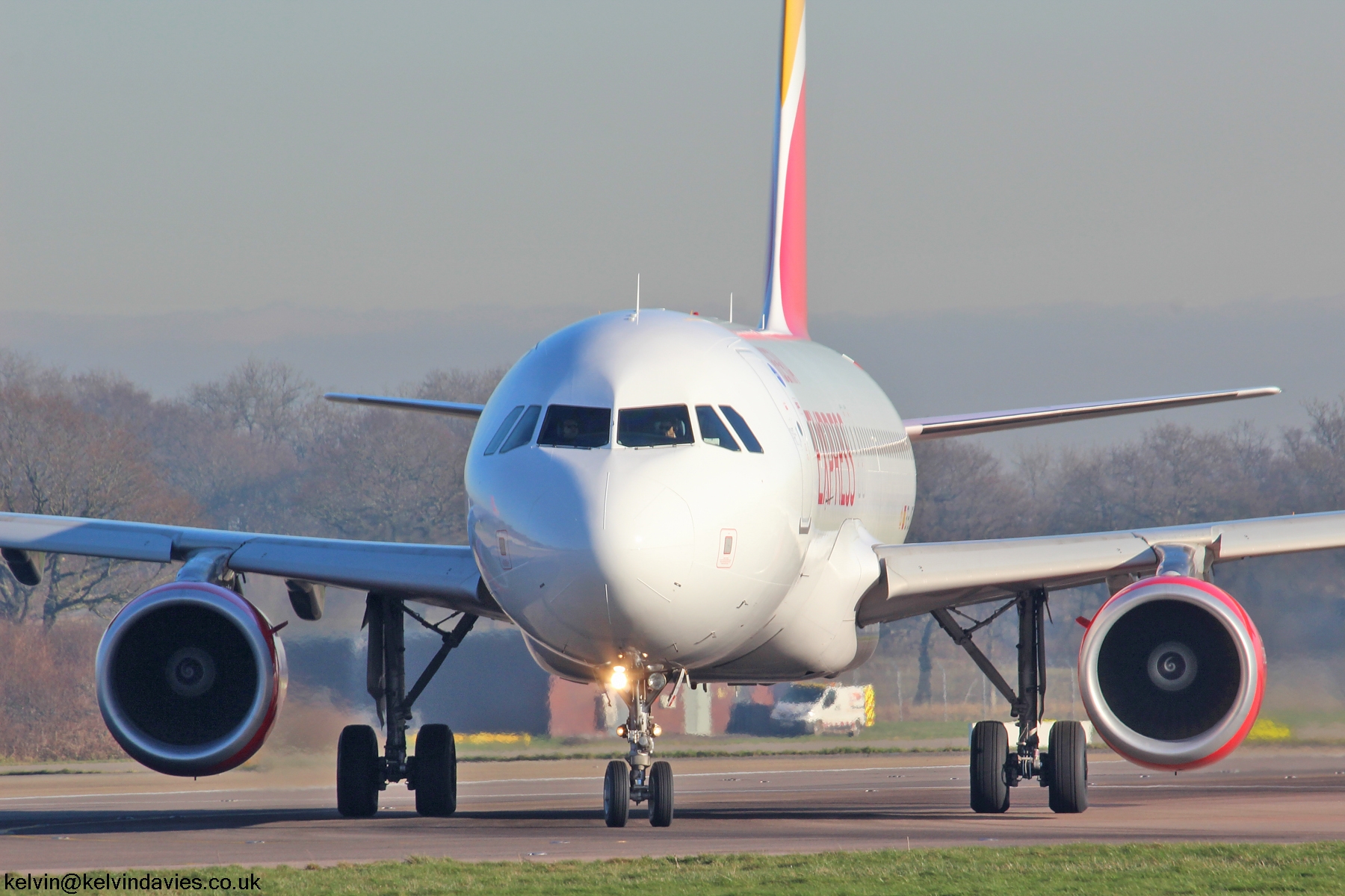 Iberia Express A320 EC-LYE