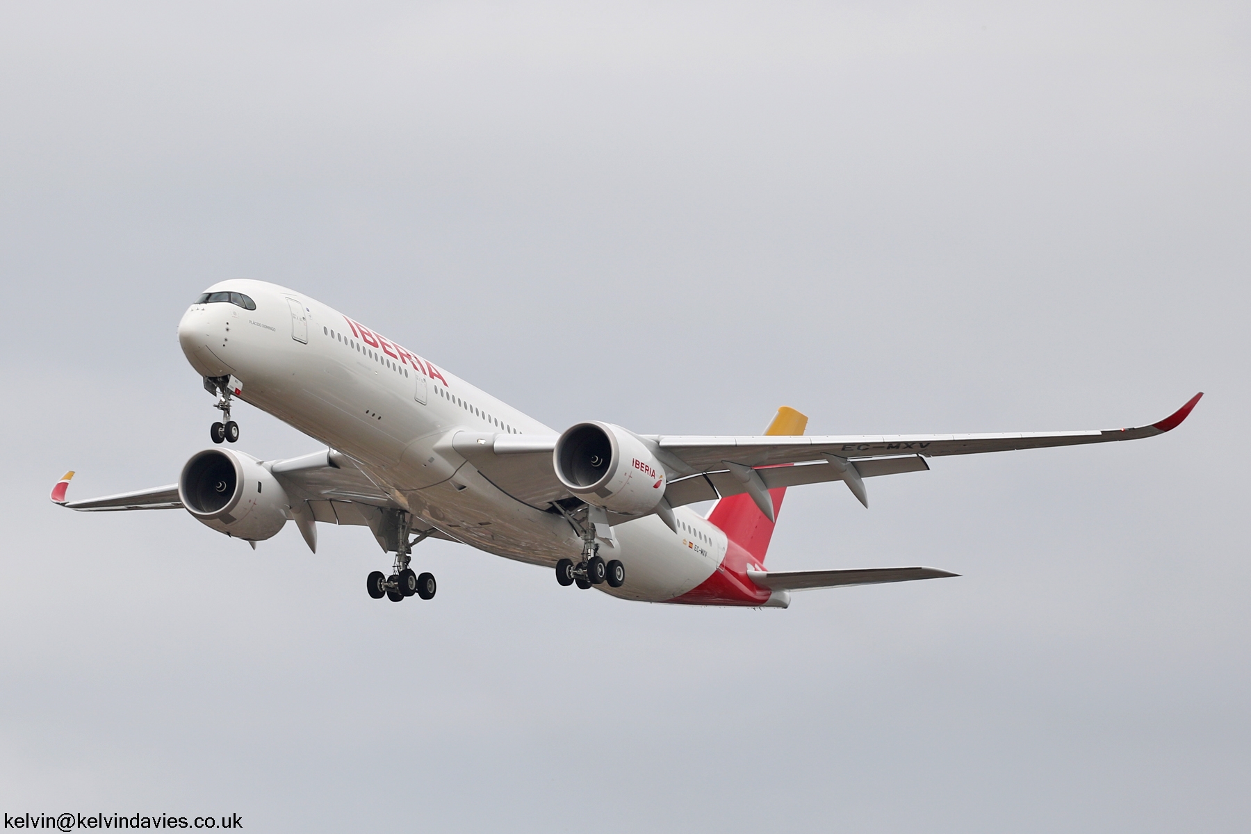 Iberia A350 EC-MXV