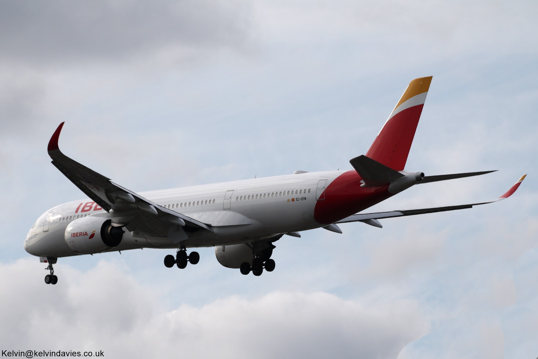 Iberia A350 EC-OFM