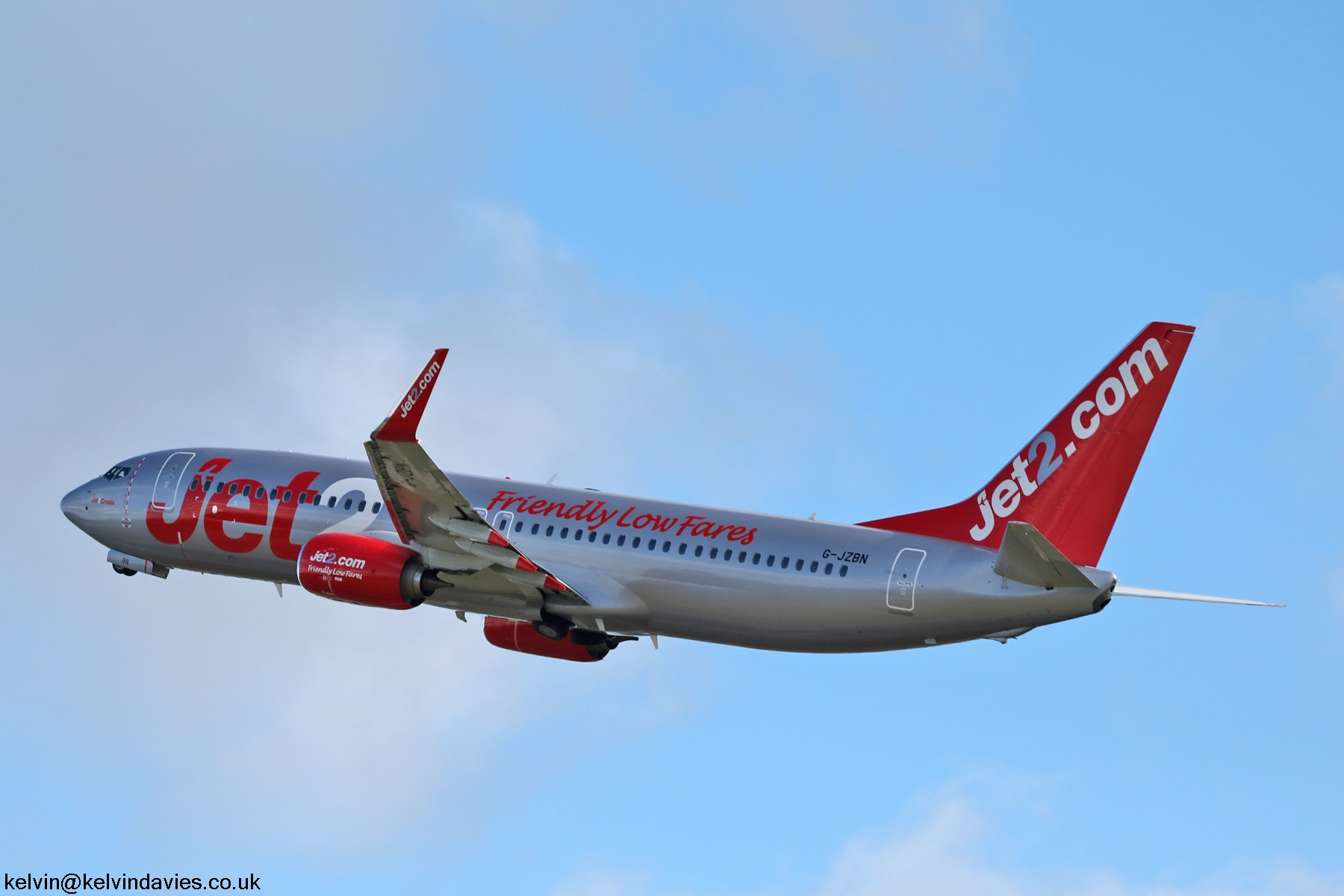 Jet2 737NG G-JZBN